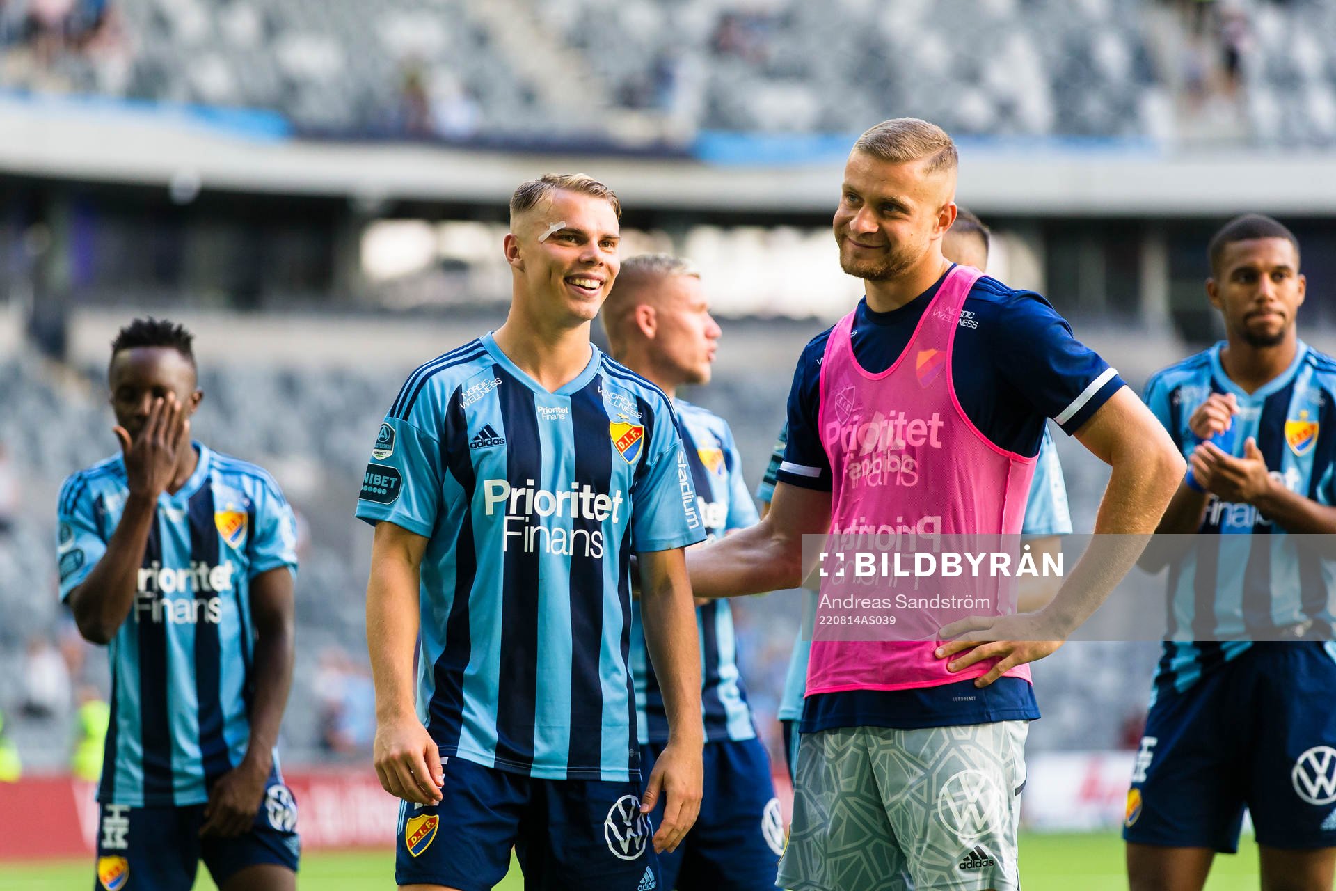 Djurgårdens Elias Andersson ser glad ut