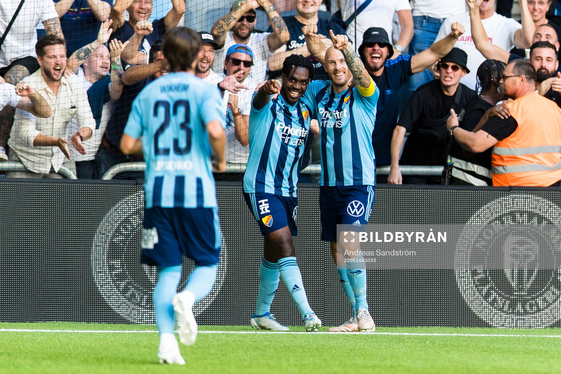 Djurgårdens Joel Asoro gör 3-0 och jublar med Magnus