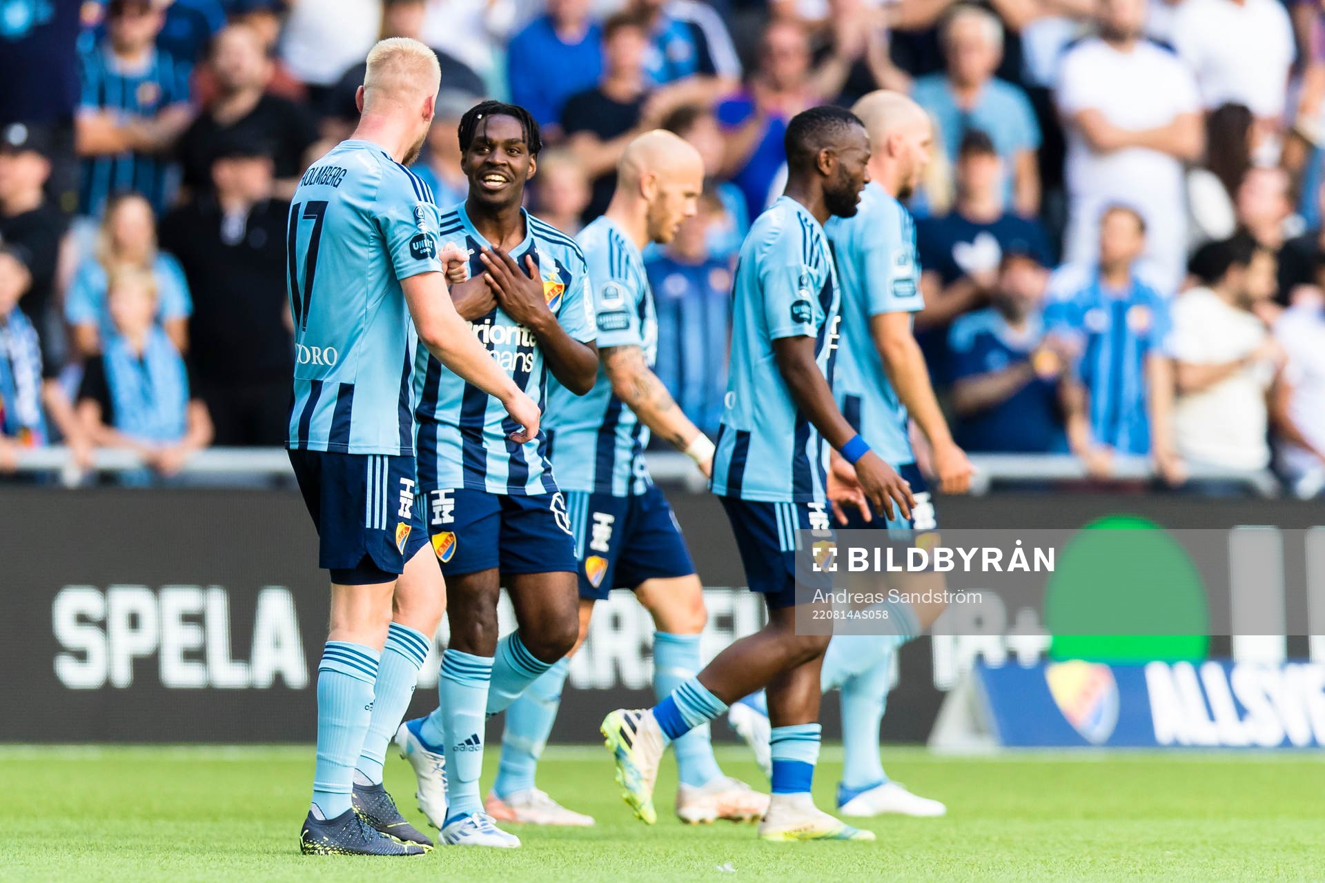 Djurgårdens Joel Asoro jublar