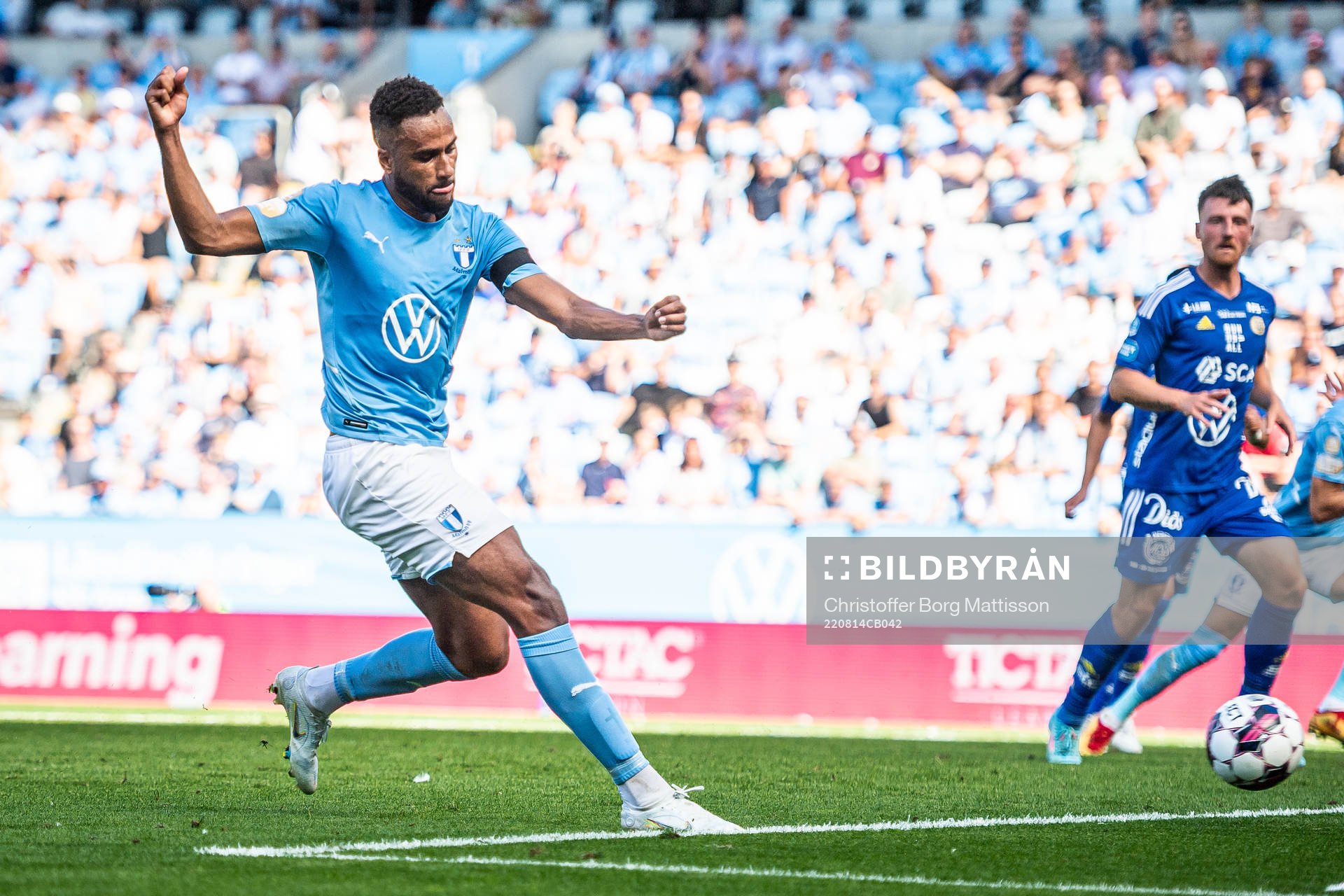 Malmö FFs Isaac Kiese Thelin gör 2-0