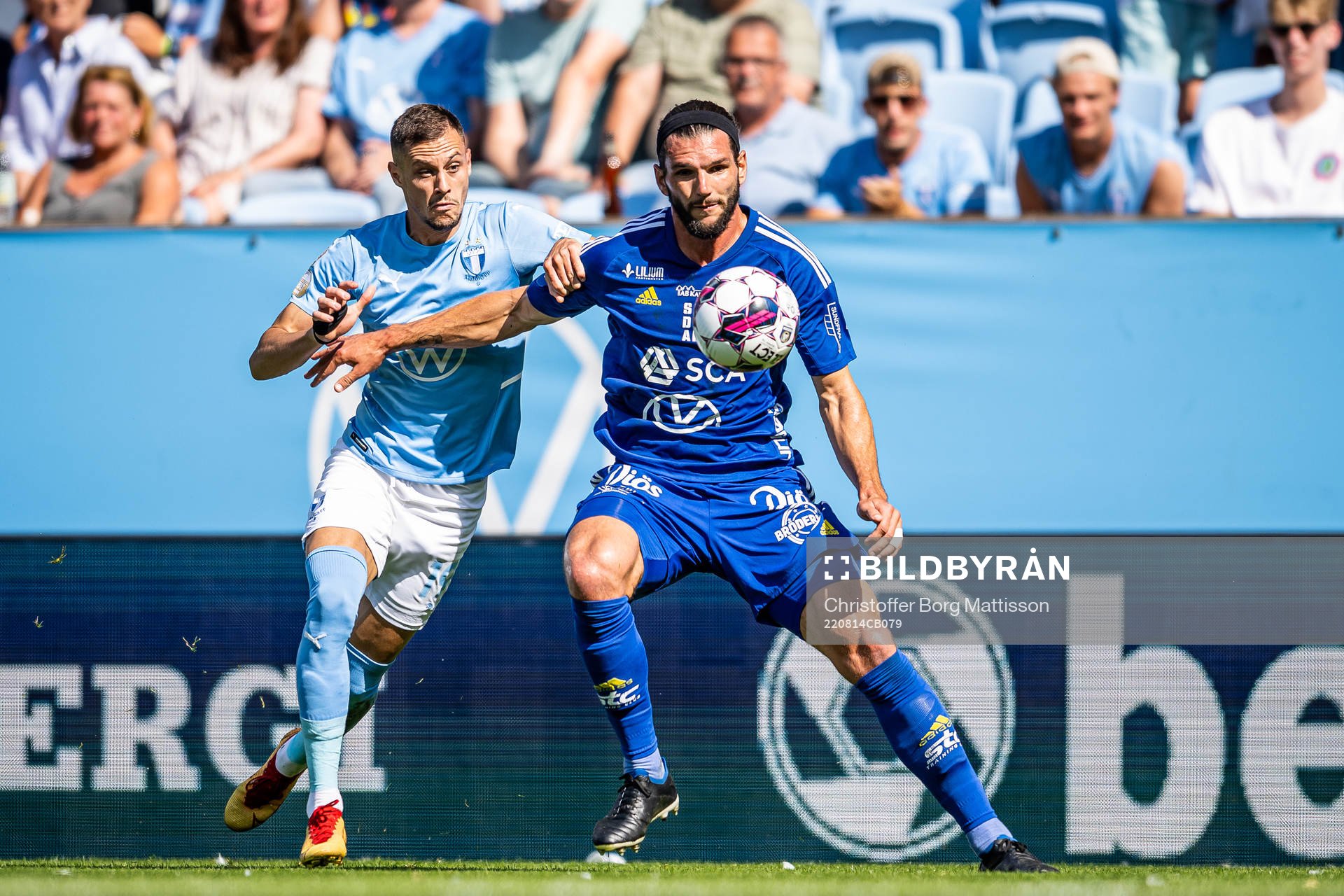 Malmö FFs Veljko Birmancevic och Sundsvalls Forrest Lasso