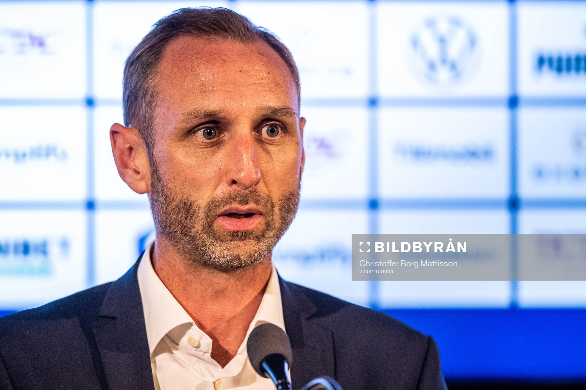 Malmö FFs tränare Andreas Georgson vid en presskonferens