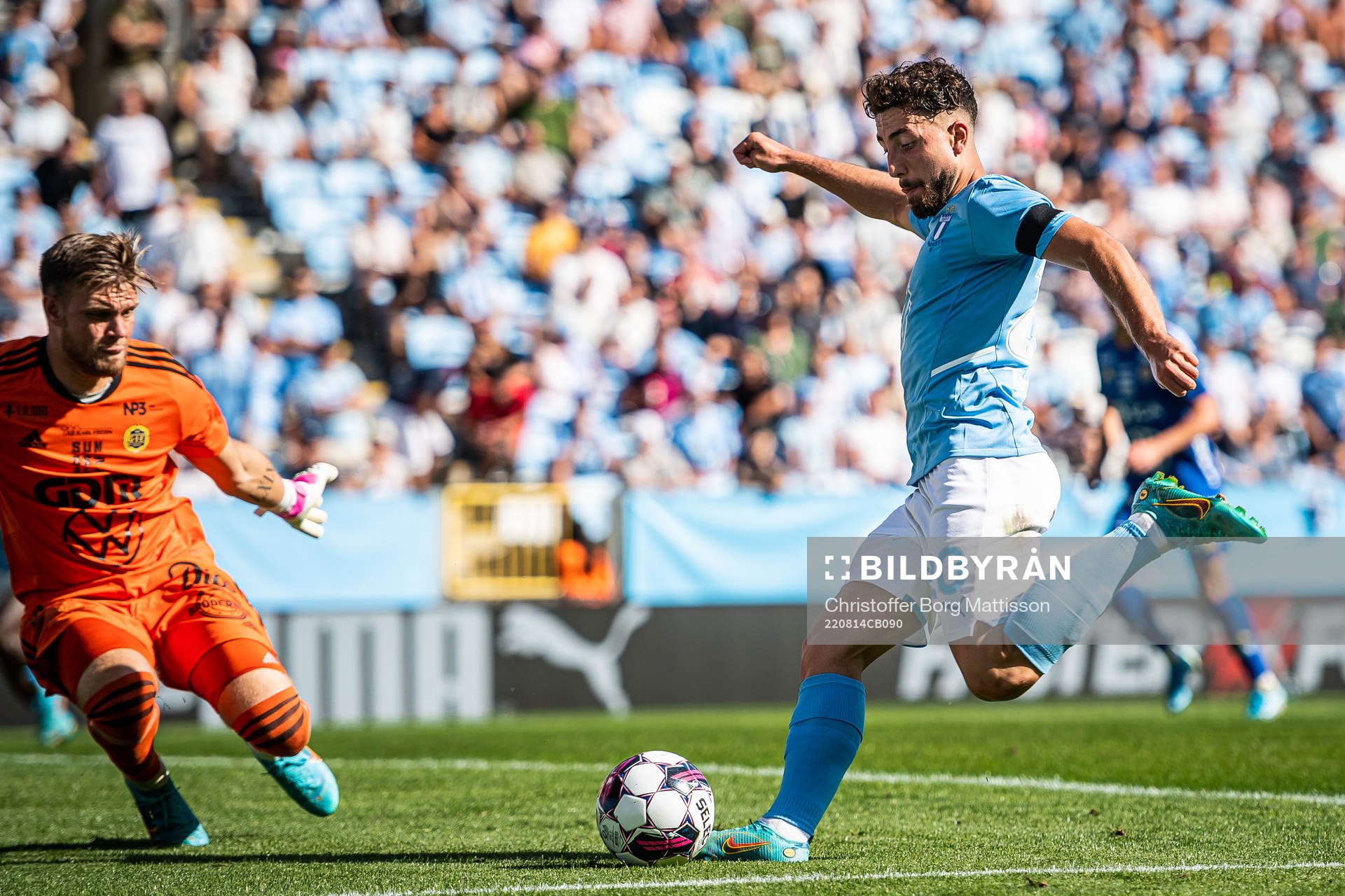 Sundsvalls målvakt Oscar Jonsson och Malmö FFs Moustafa