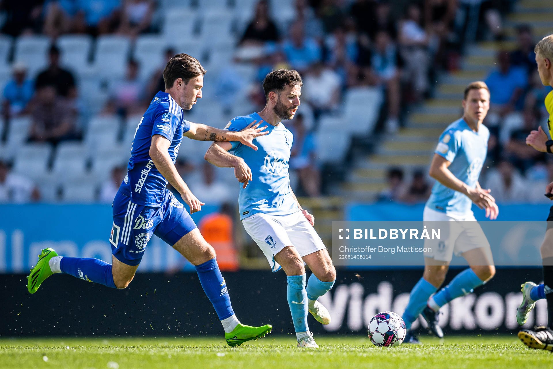 Sundsvalls Alexander Larsson och Malmö FFs Erdal Rakip