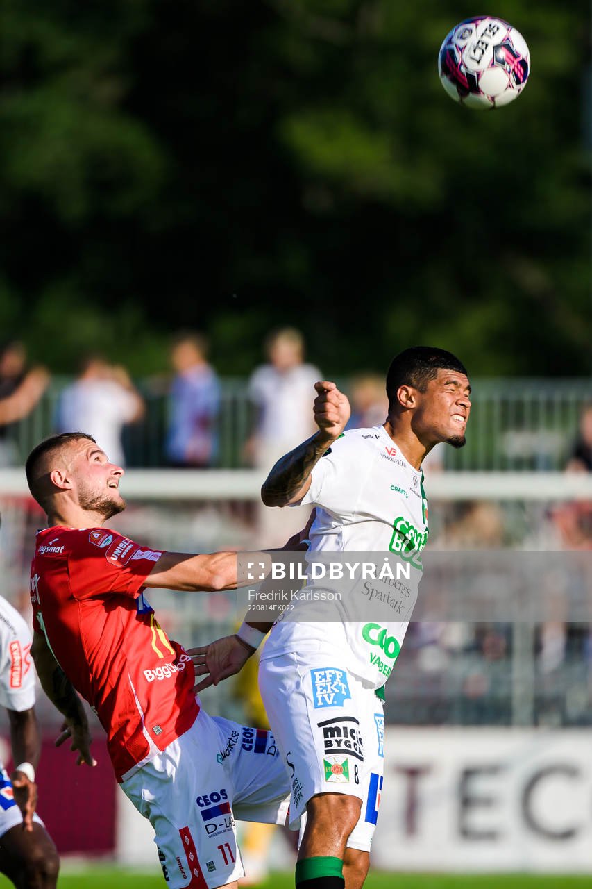 Degerfors Christos Gravius och Varbergs Luke Le Roux