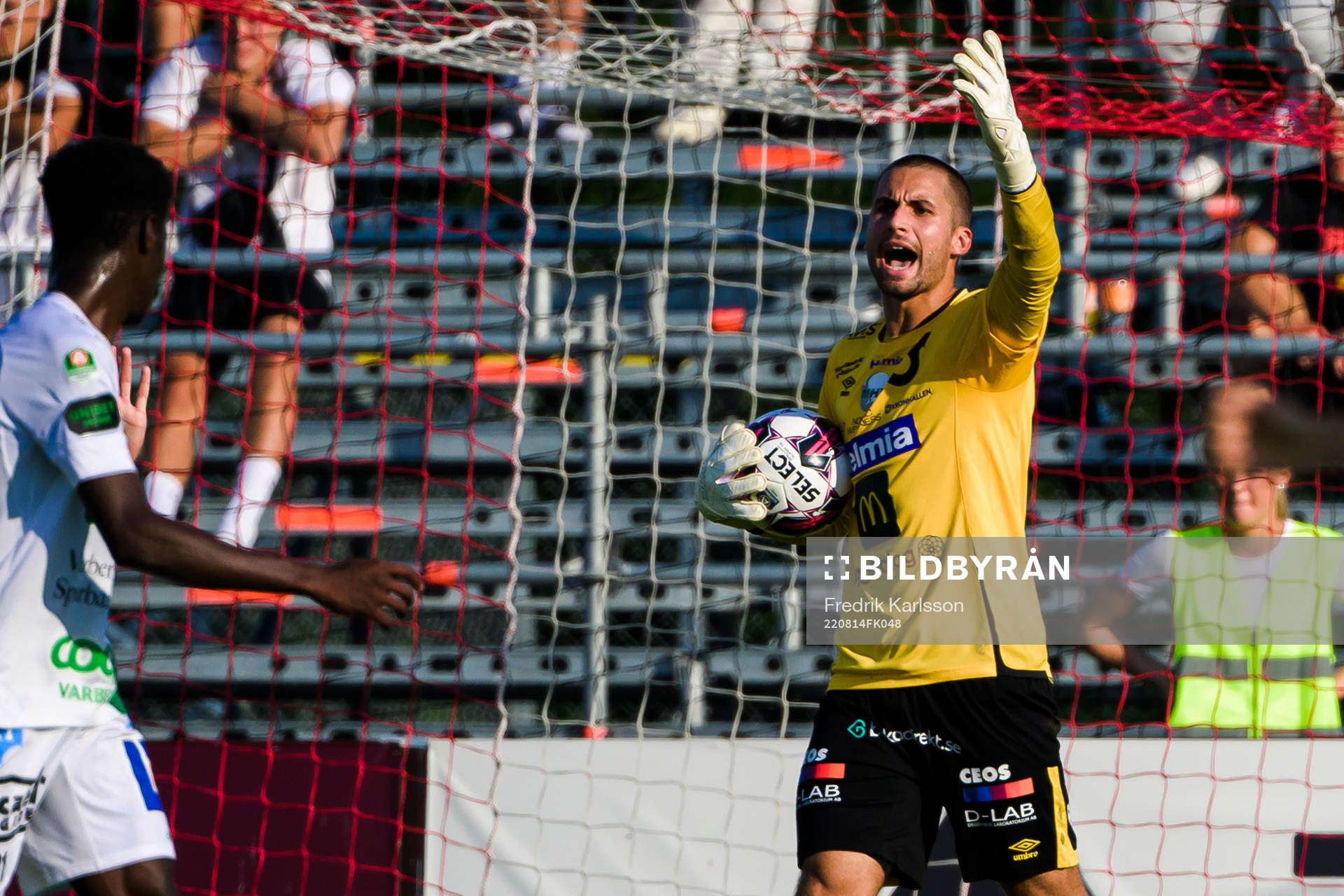 Degerfors målvakt Alfie Malik Whiteman