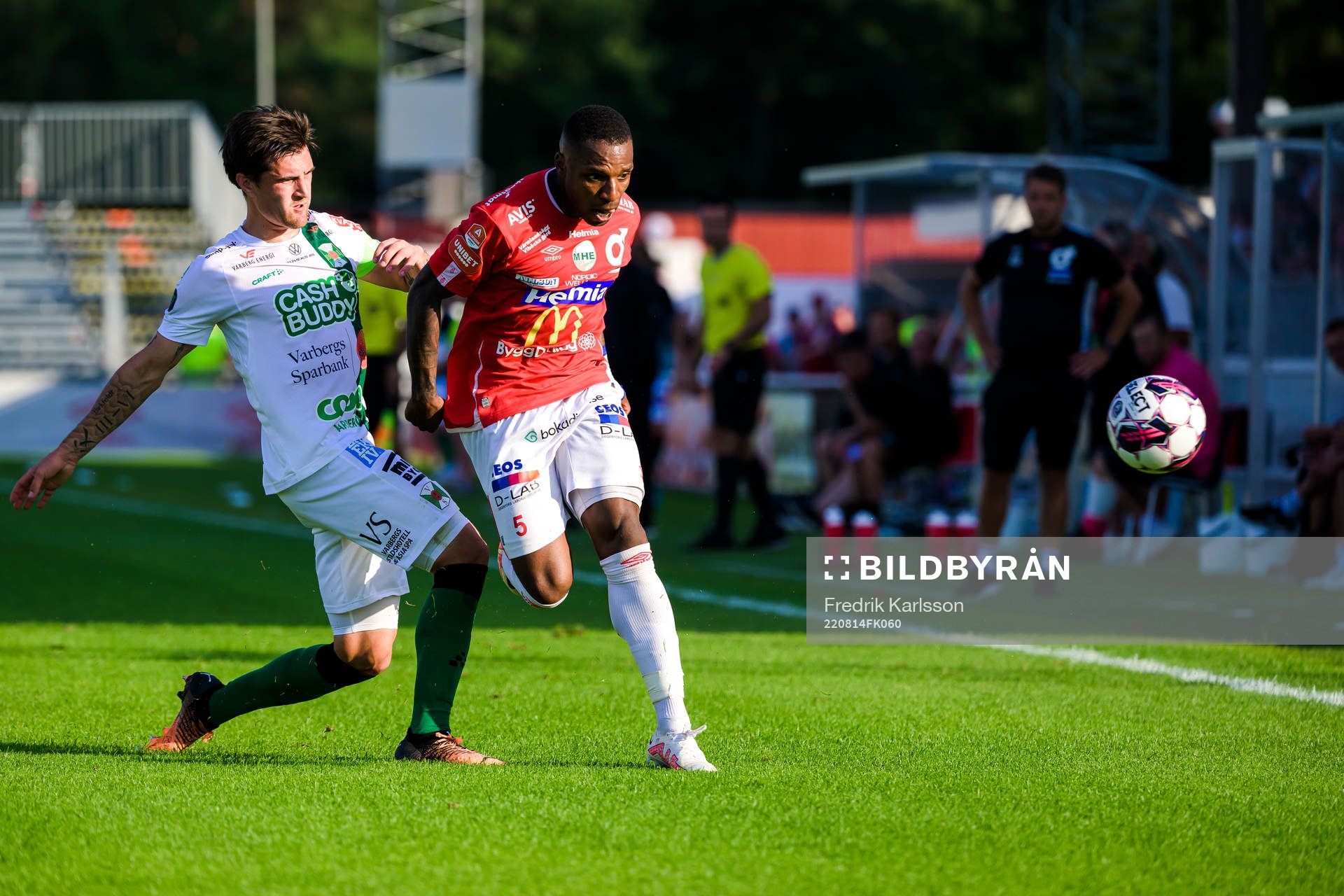 Varbergs Jon Birkfeldt och Degerfors Joseph-Claude Agyeman