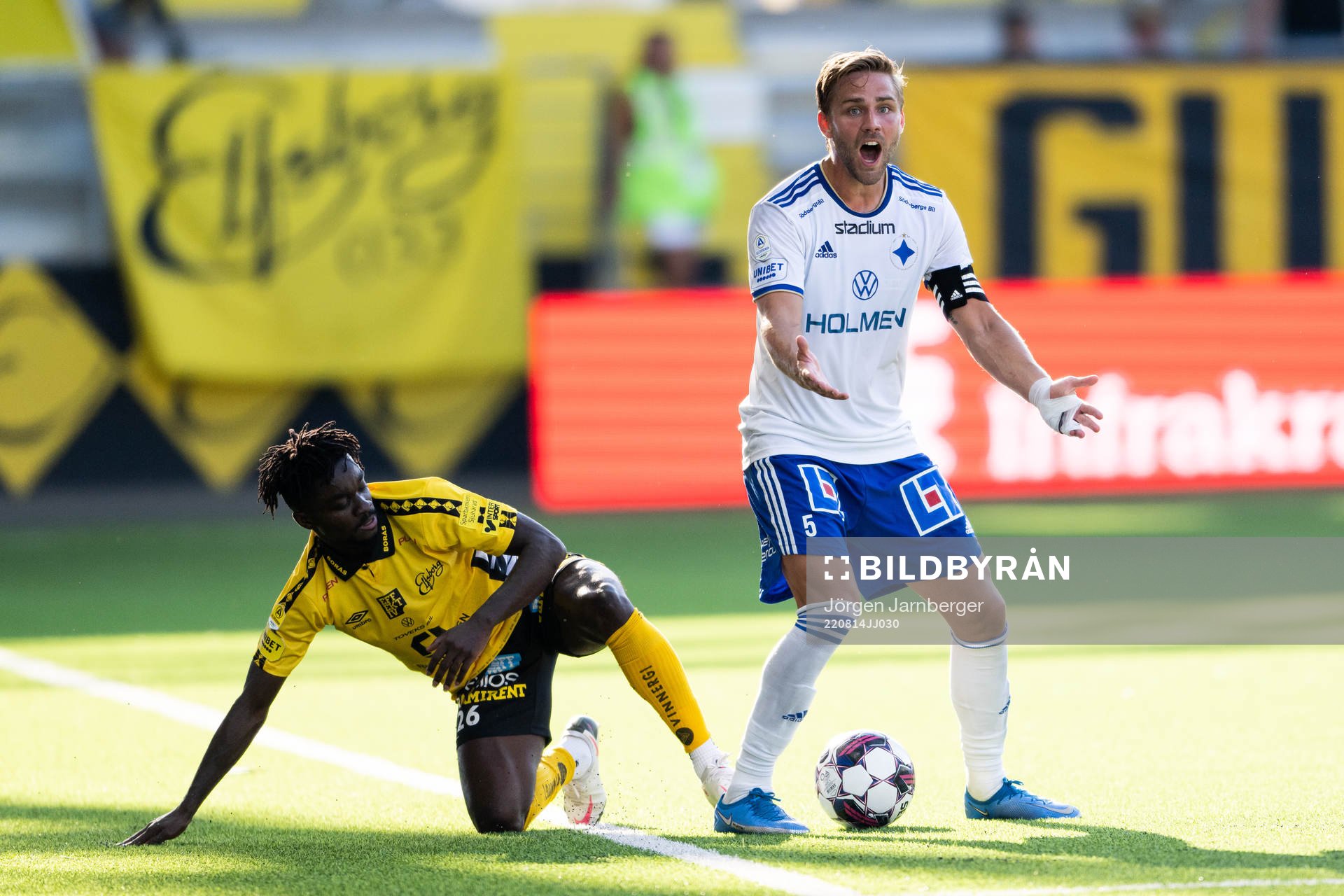 IFK Norrköpings Christoffer Nyman reagerar