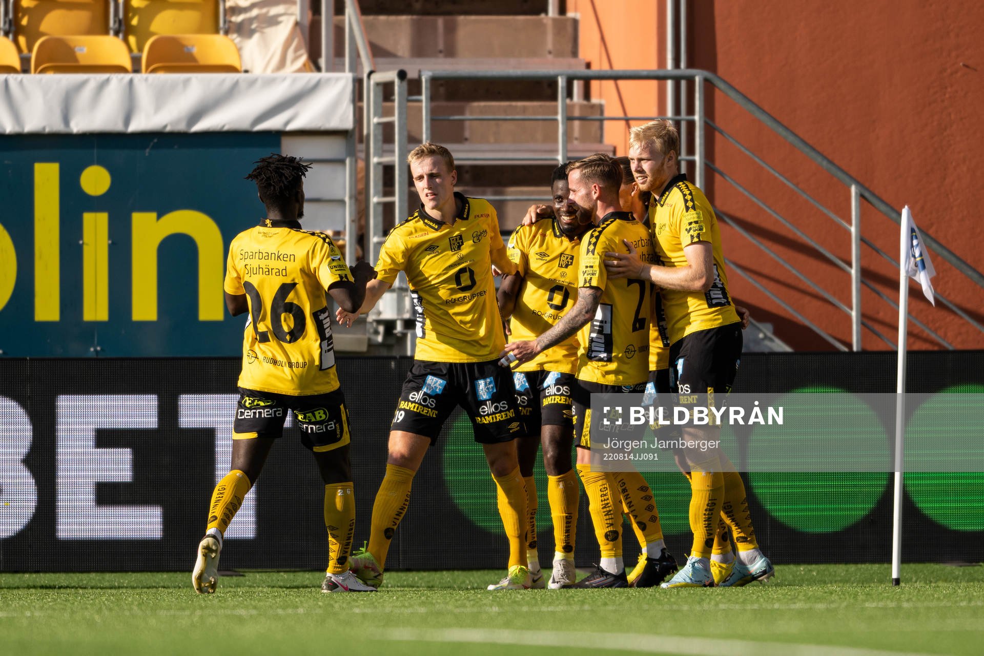 Elfsborgs Michael Baidoo kramas om av lagkamrater