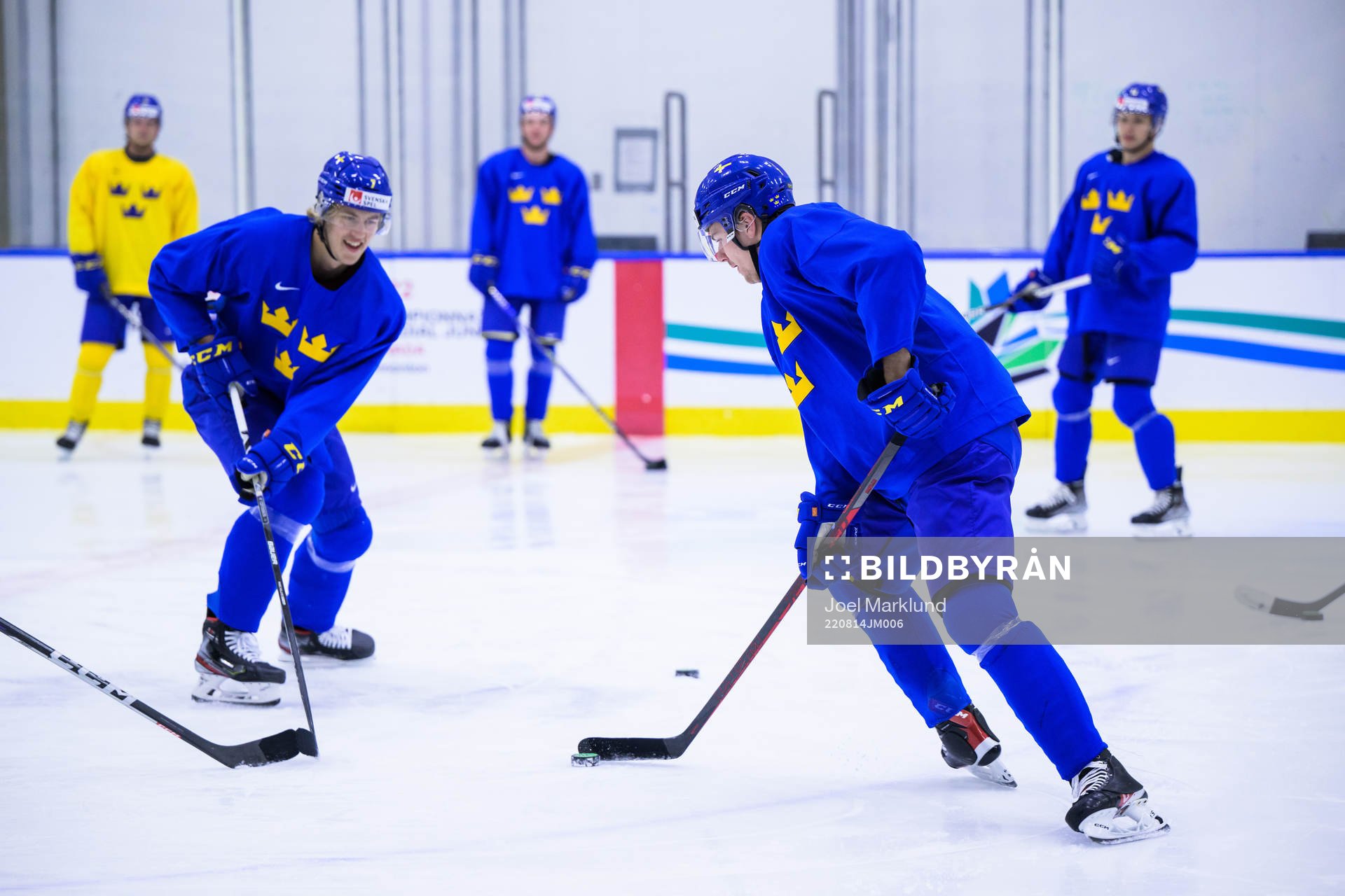 Simon Edvinsson and Helge Grans of Sweden at a practice