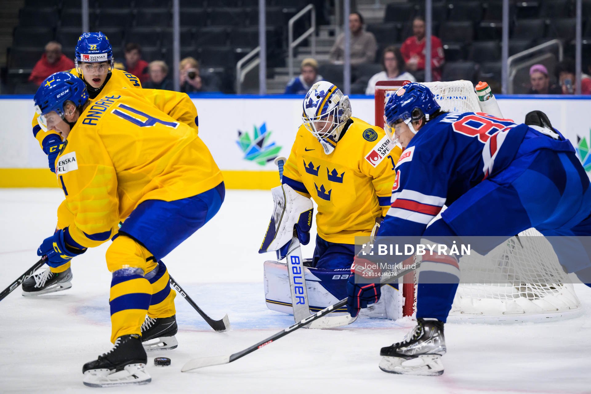 Emil Andrae, William Wallinder and goaltender Jesper