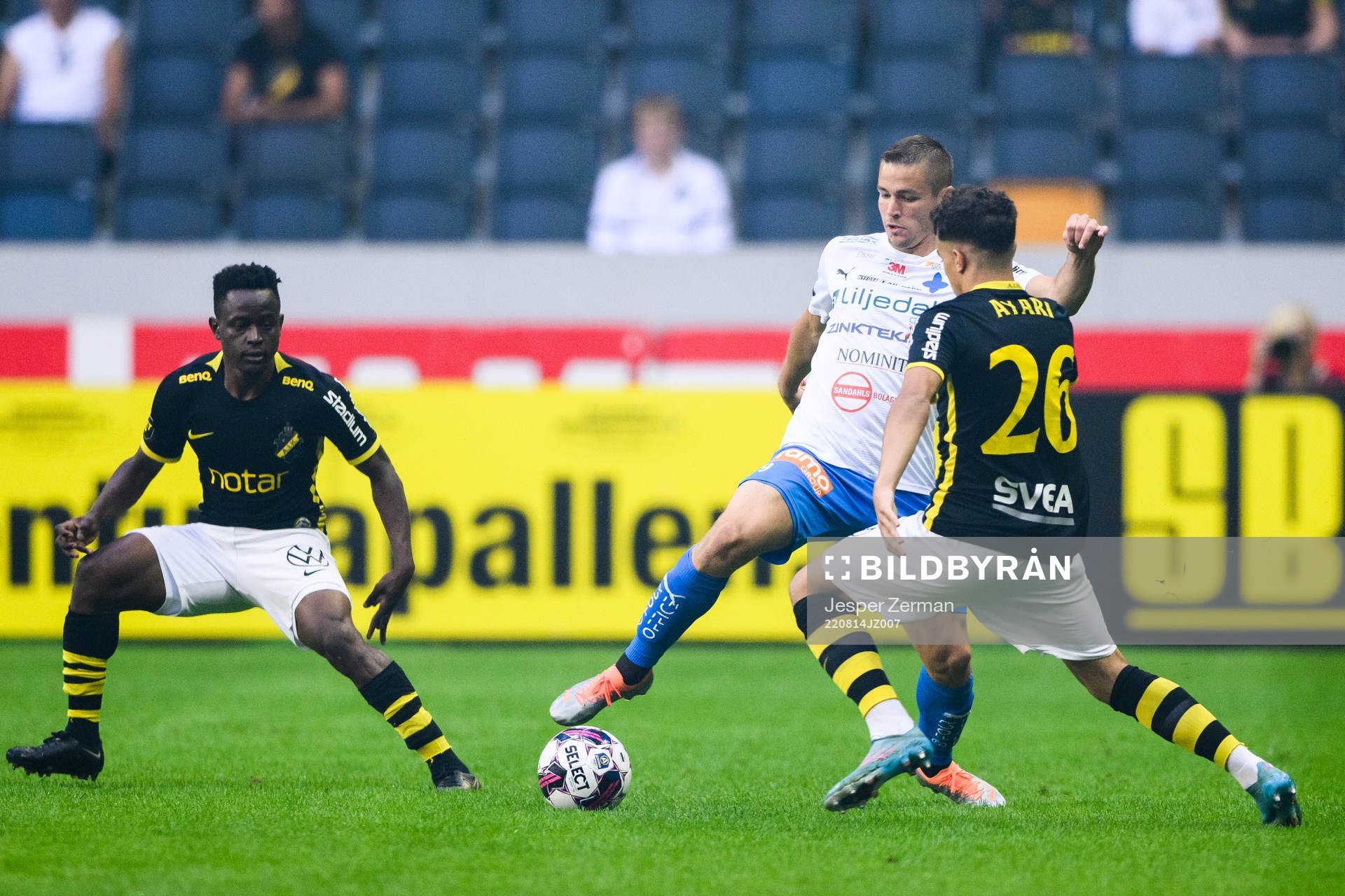 Värnamos Oscar Johansson och AIKs Yasin Ayari