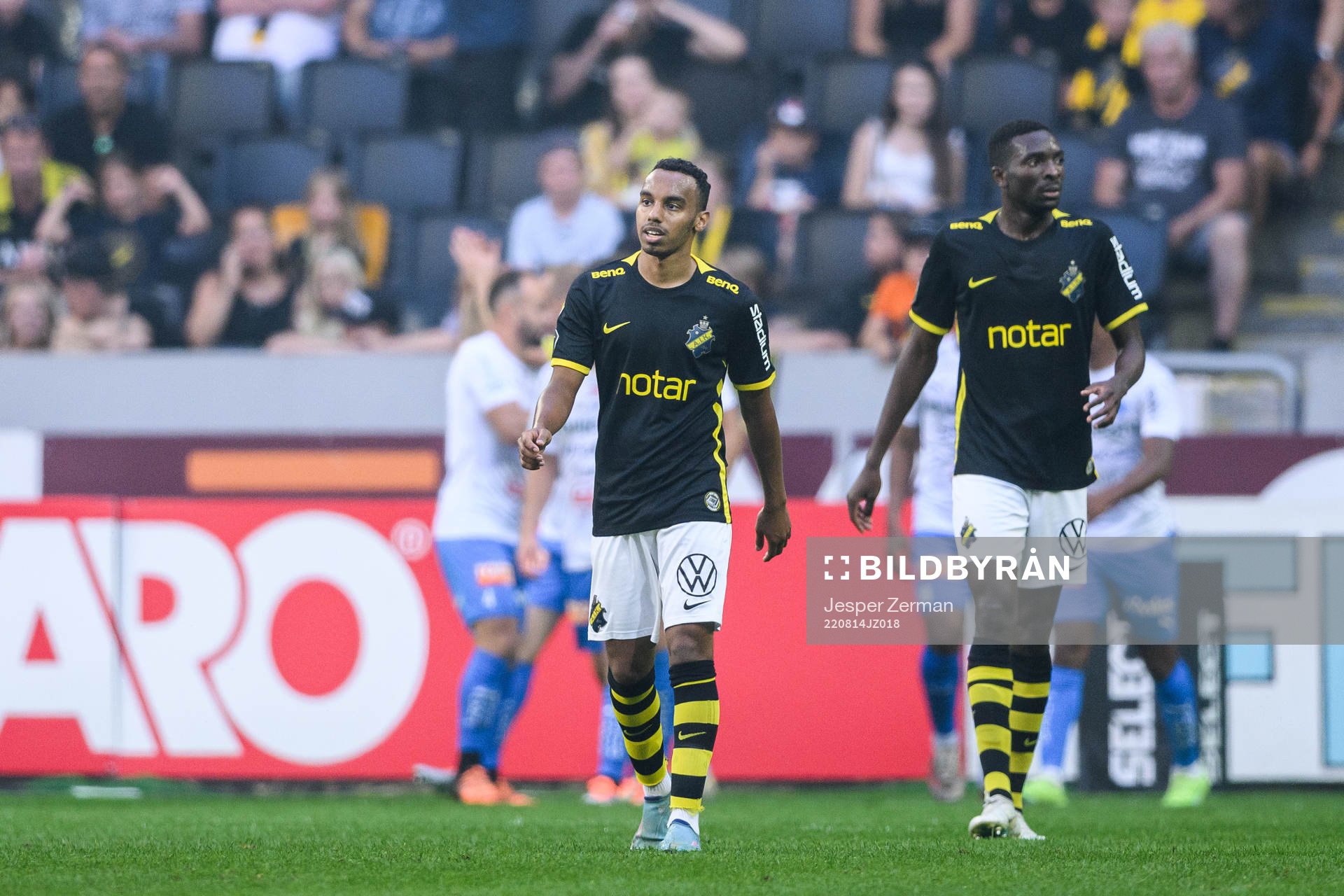 AIKs Bilal Hussein och Collins Lusaka Sichenje deppar