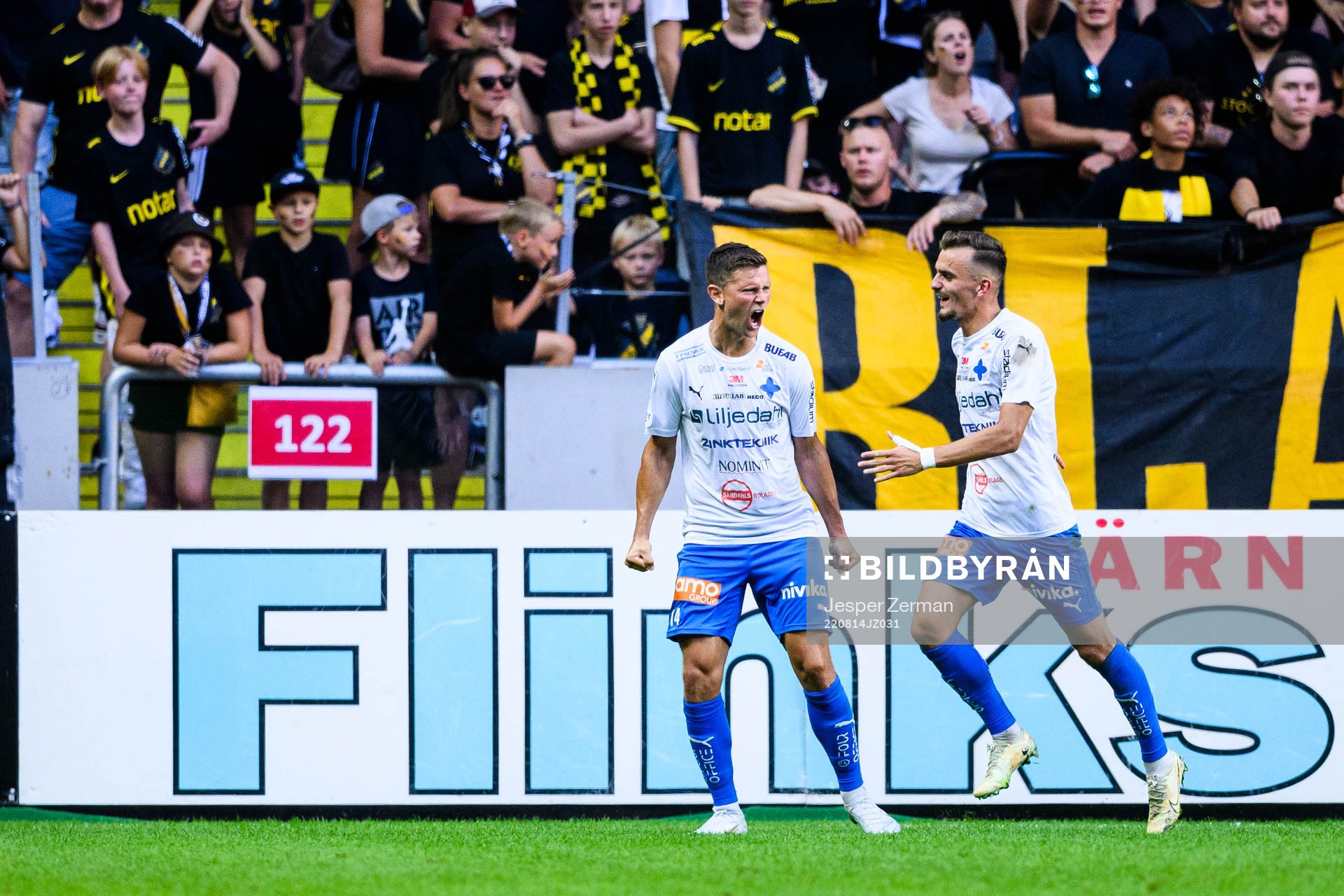 Värnamos Marcus Antonsson jublar