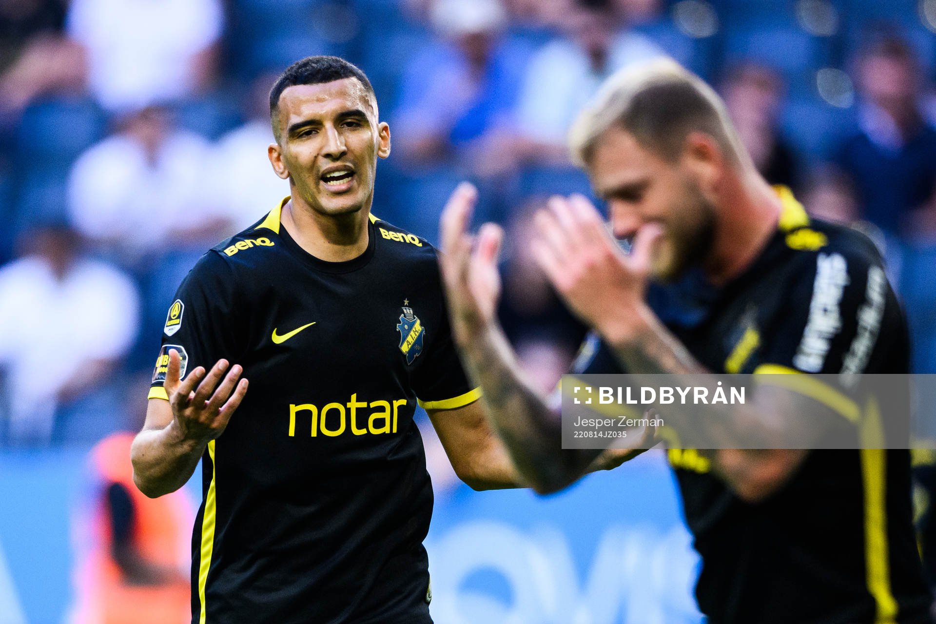 AIKs Nabil Bahoui och John Guidetti deppar