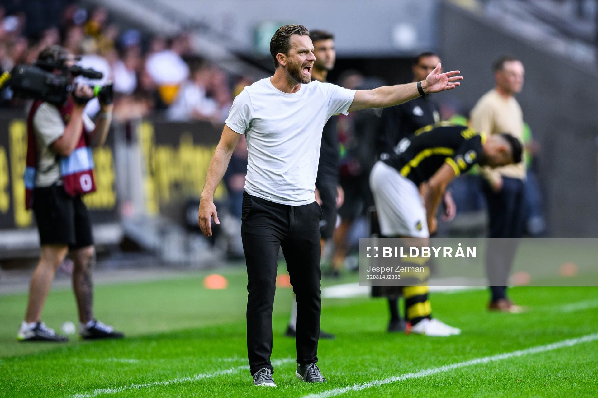 AIKs tränare Bartosz Grzelak