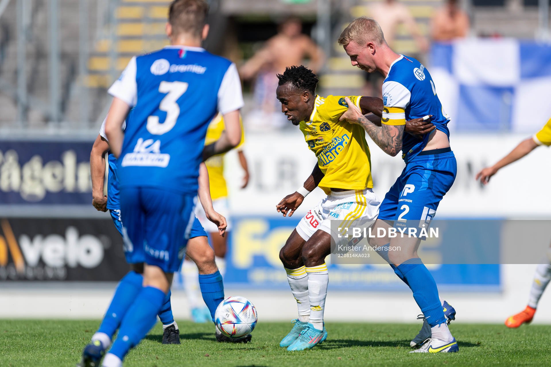 Falkenbergs Godwin Aguda och Oddevolds Fredrik Sundström