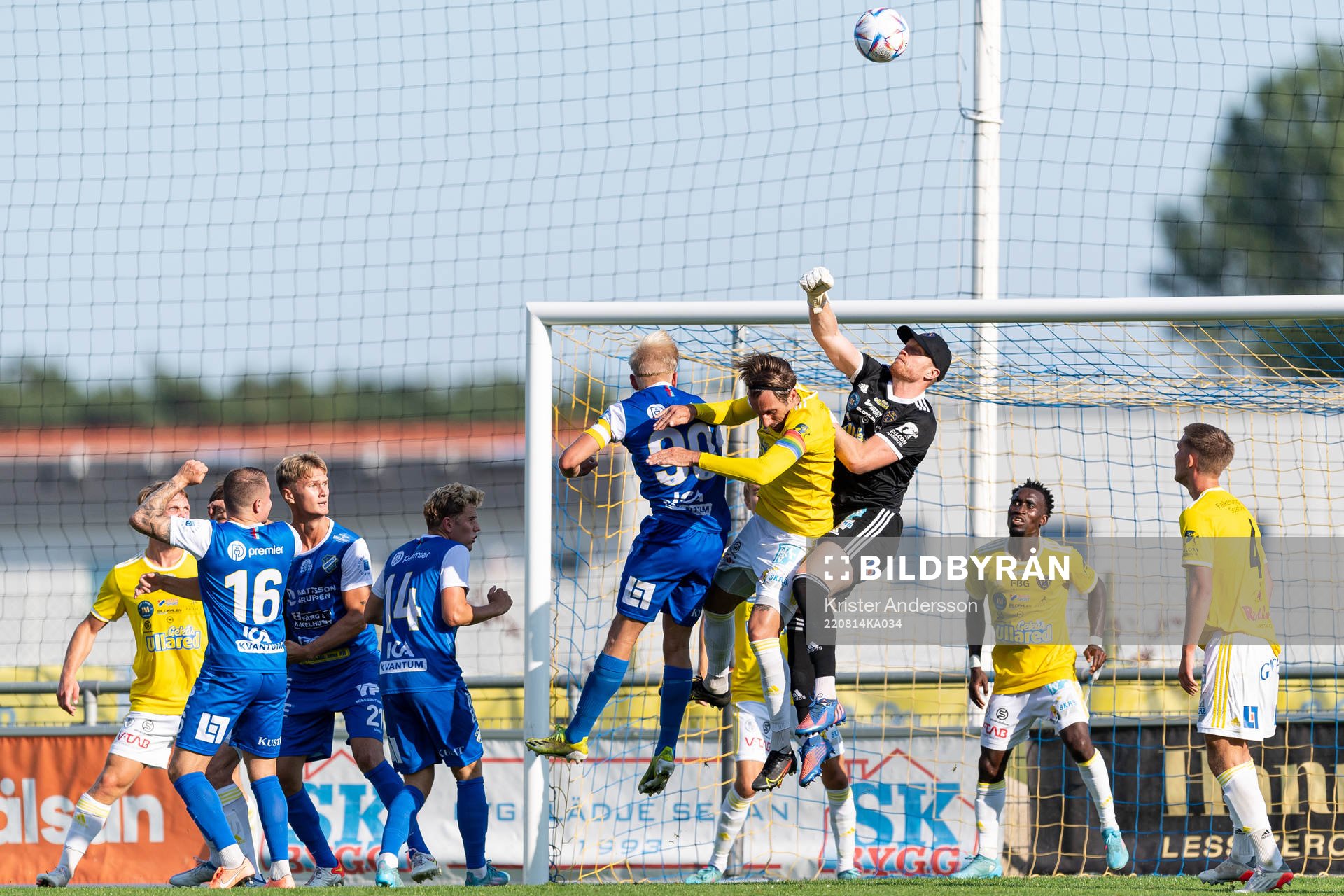 Falkenbergs målvakt Tim Erlandsson