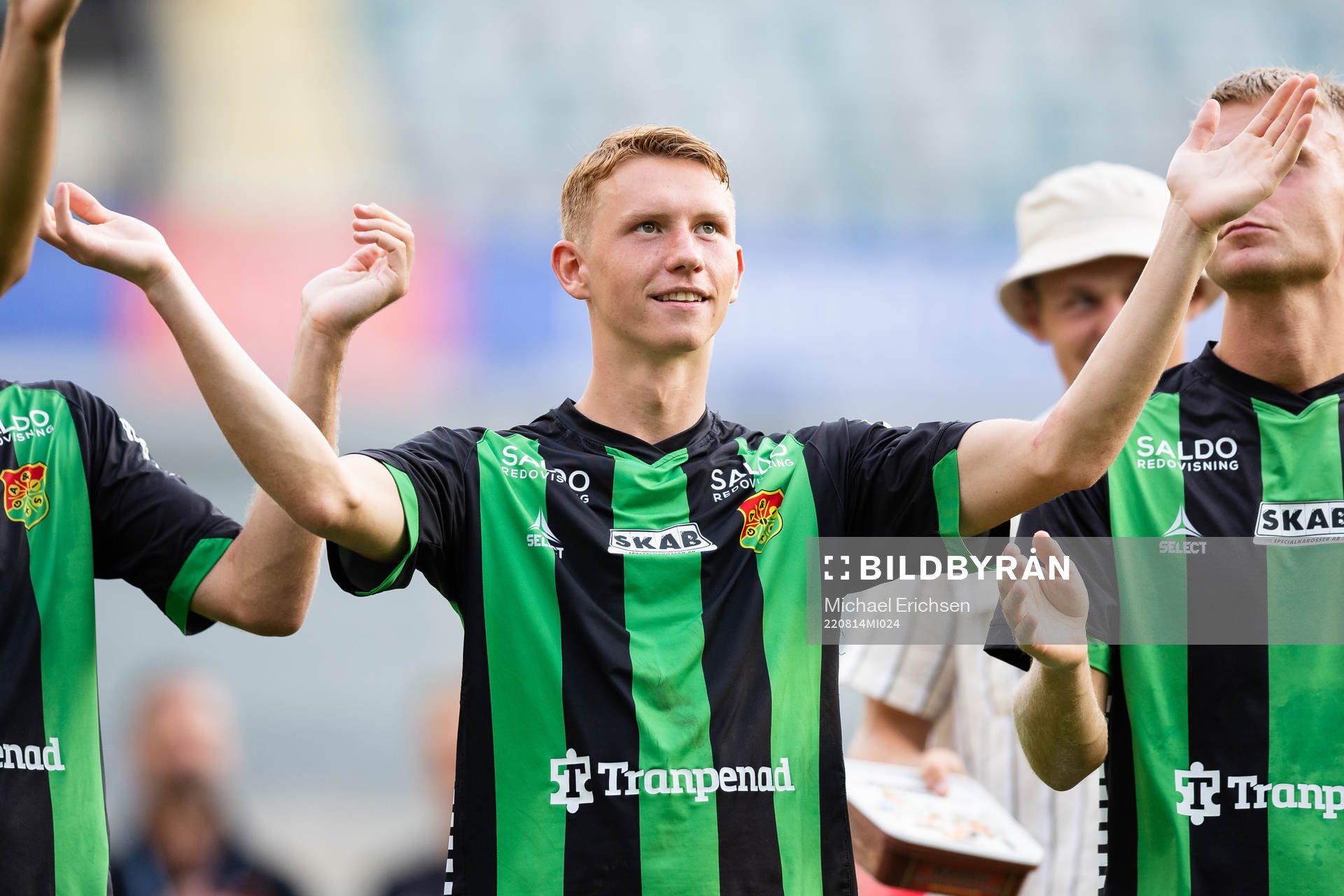 GAIS Julius Lindberg jublar framför klacken