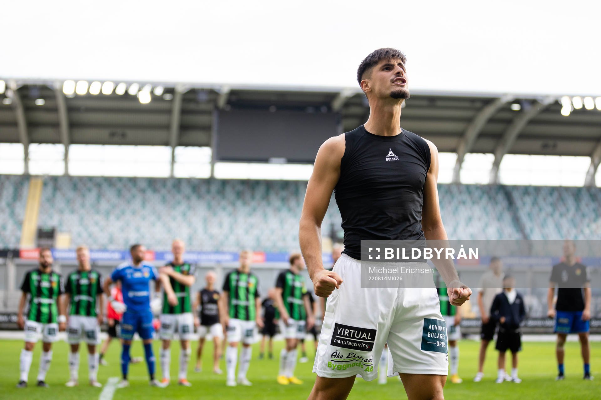 GAIS Emin Grozdanic jublar framför klacken