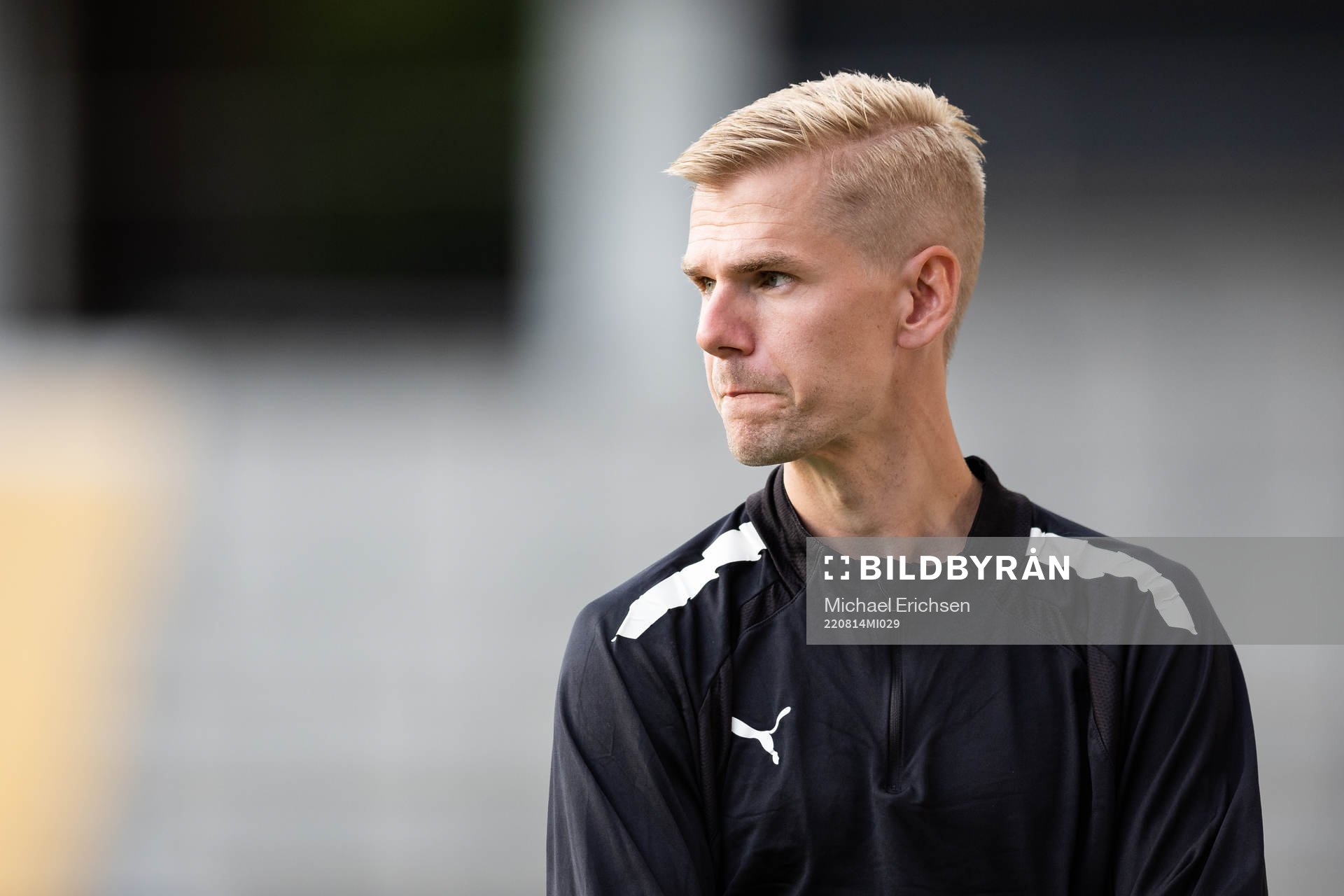 Ljungskiles tränare Erik Lund deppar