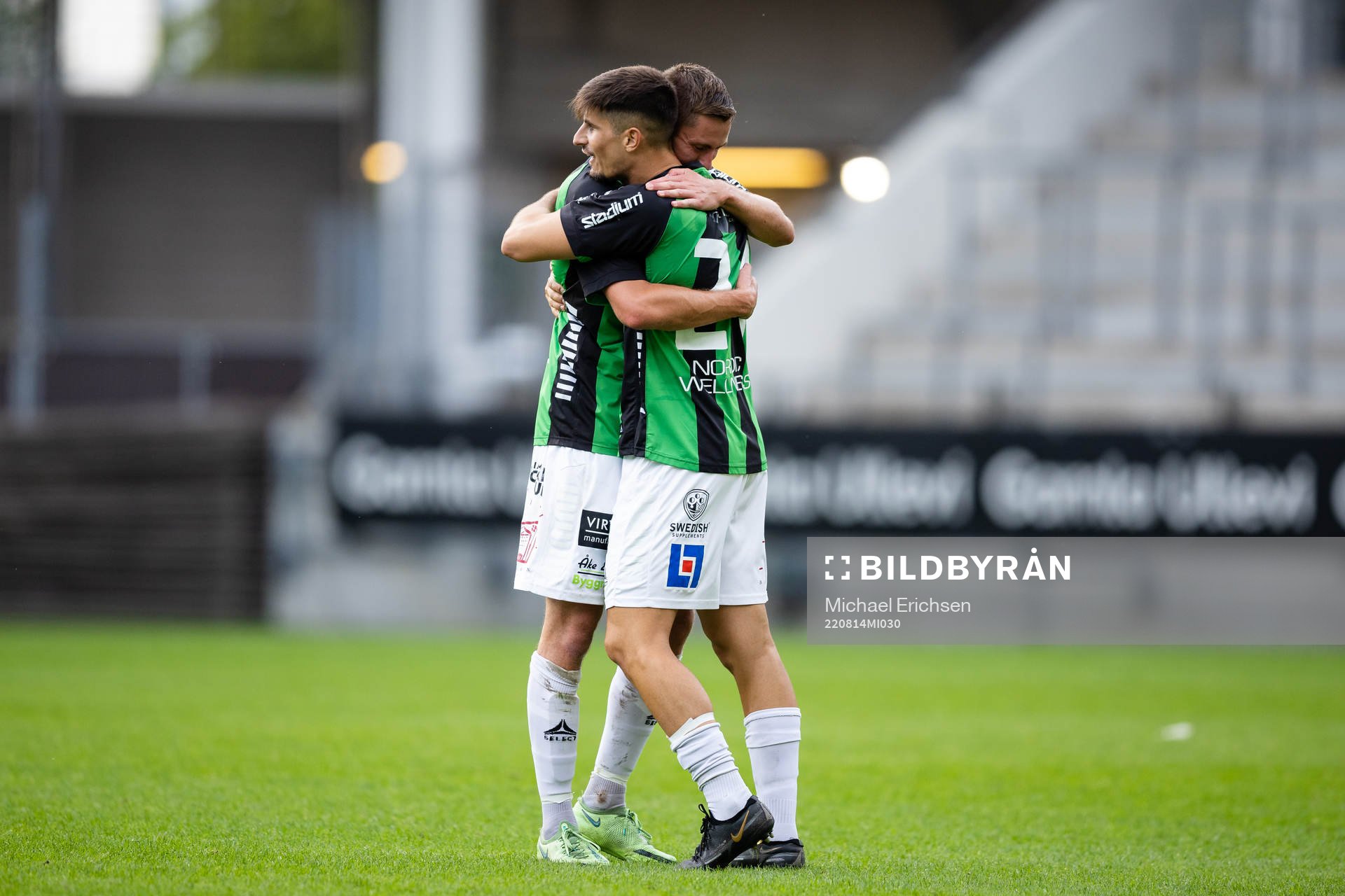 GAIS Axel Norén och Emin Grozdanic jublar