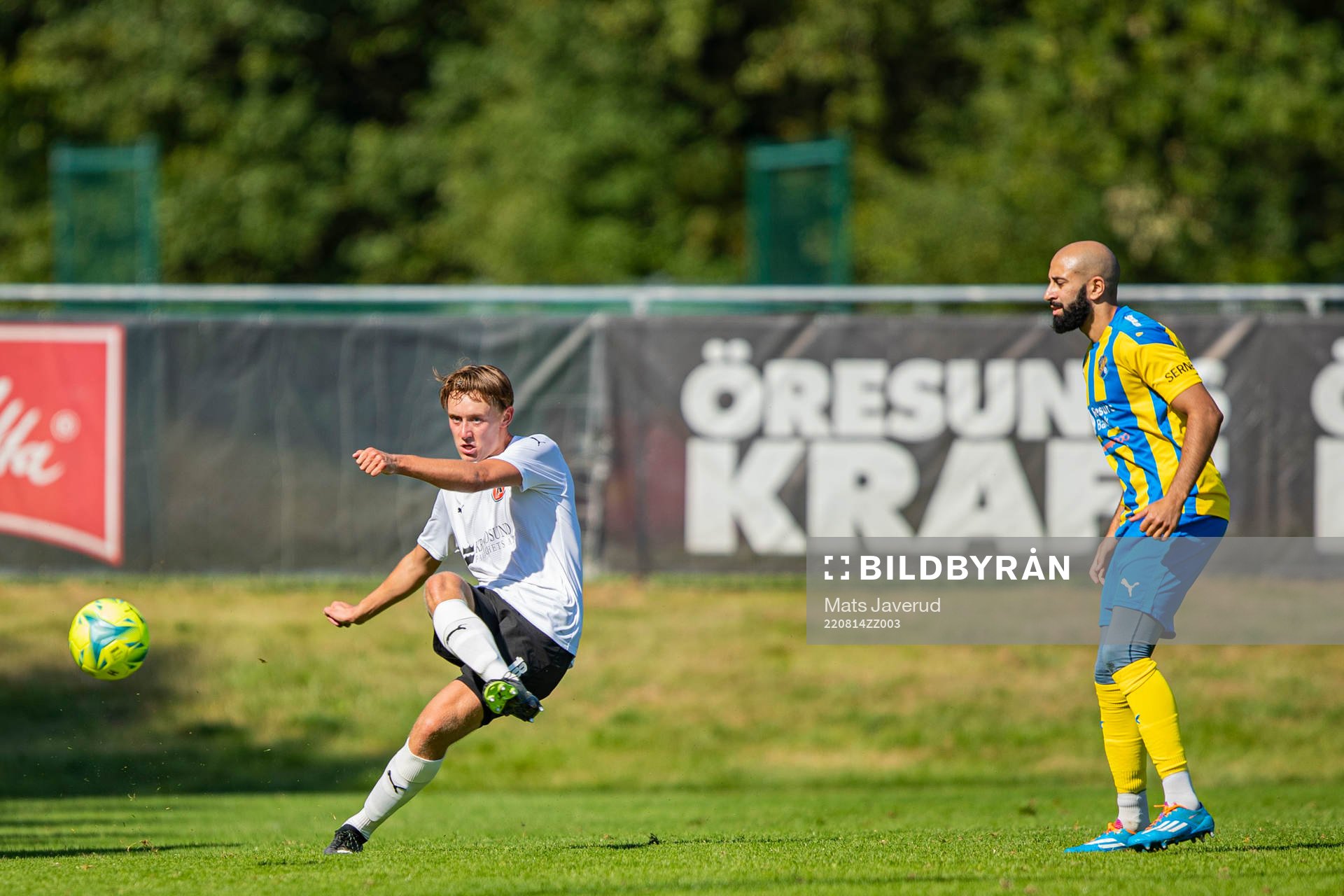 Hittarps Erik Almqvist under fotbollsmatchen i Division 2 Västra Götaland mellan Hittarp och Eskilsminne den 14 augusti 2022 i Helsingborg.