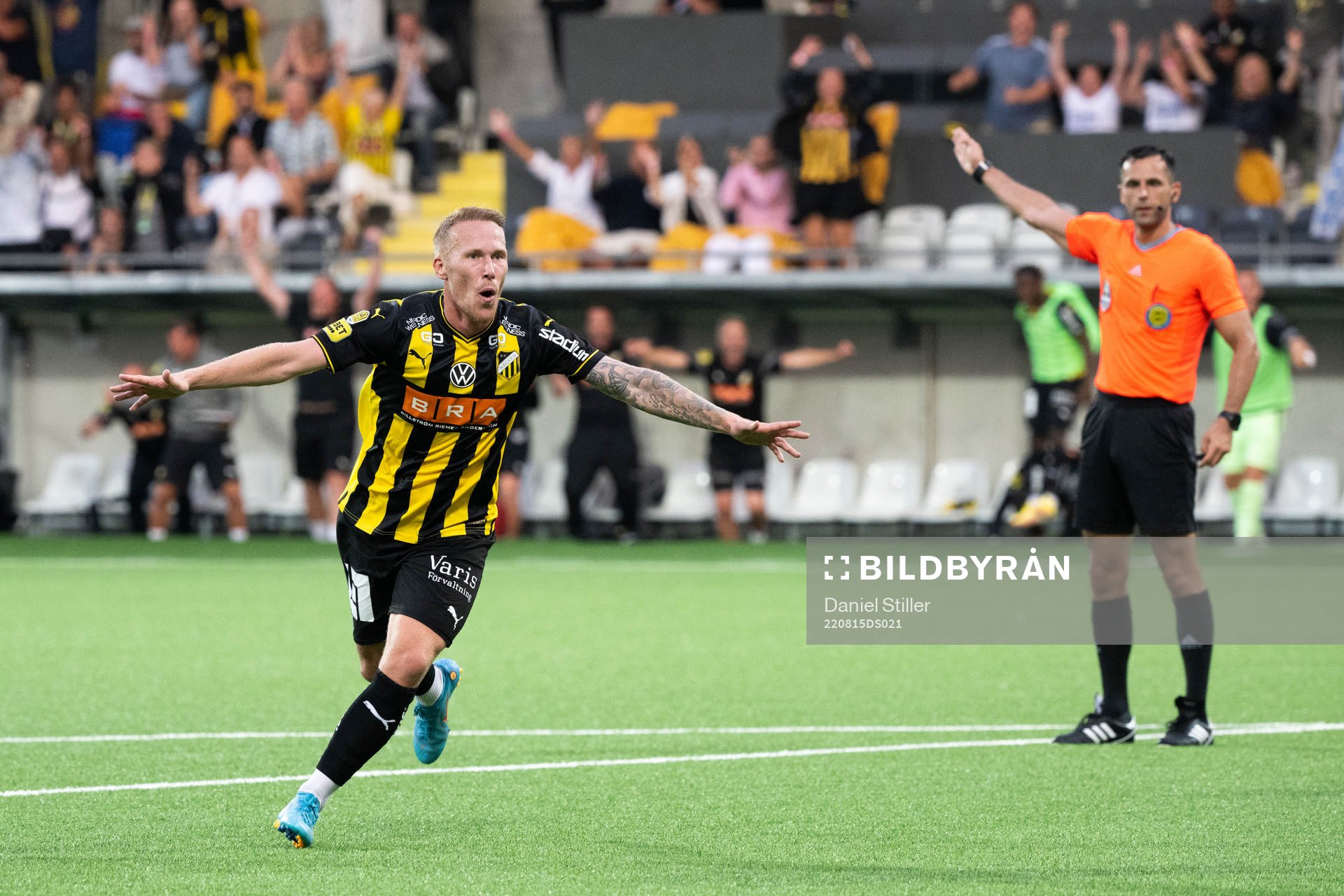 Häckens Mikkel Rygaard Jensen jublar