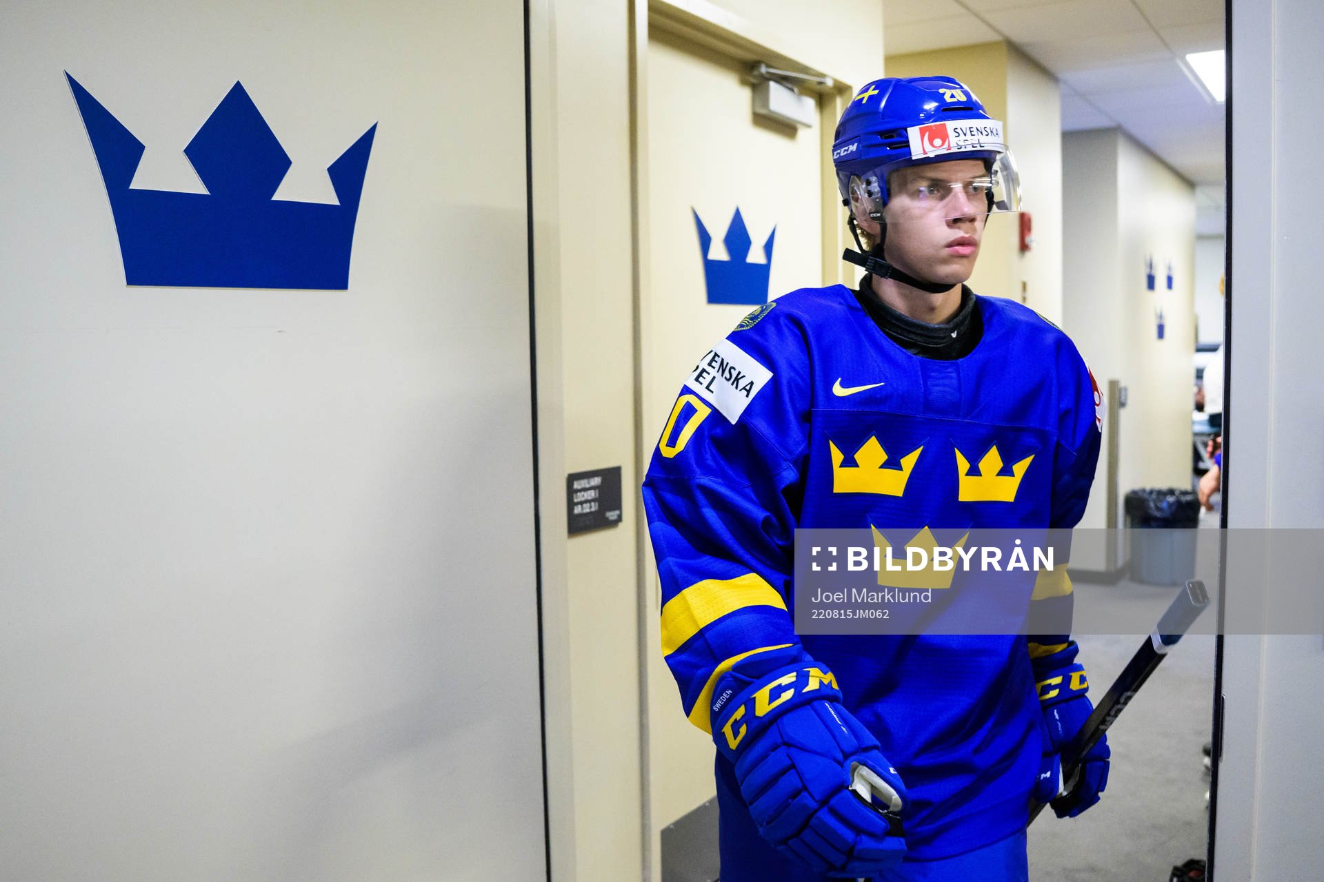 Albert Sjöberg of Sweden leaves the locker room and walks