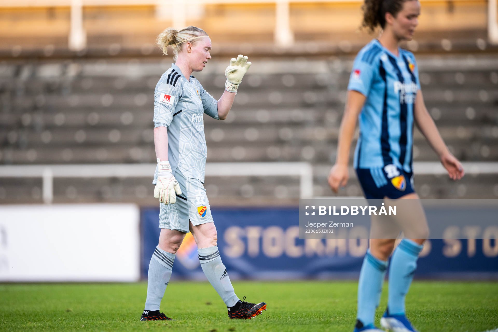 Djurgårdens målvakt Hedvig Lindahl deppar