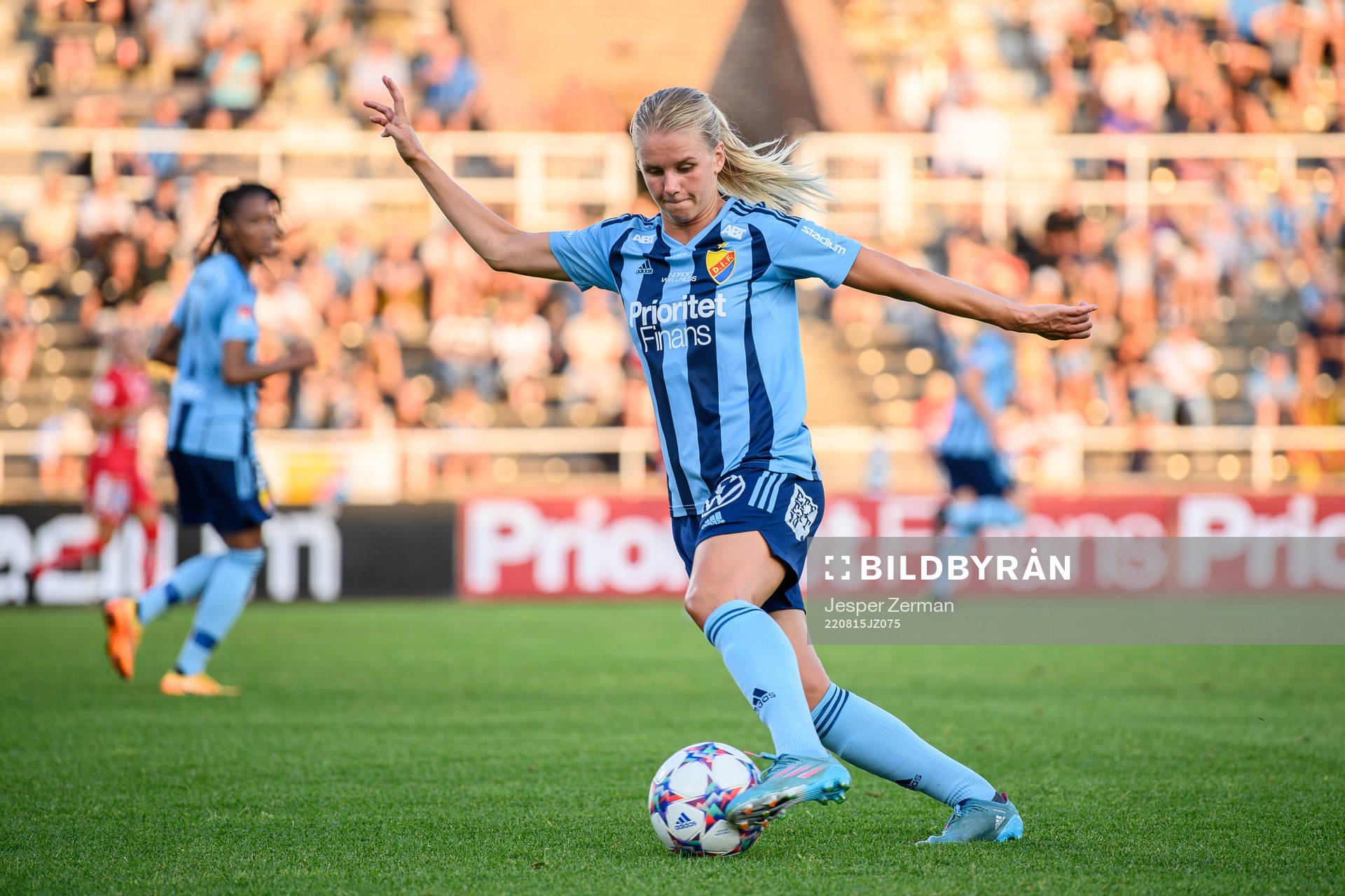 Djurgårdens Nellie Lilja under fotbollsmatchen i Damallsvenskan mellan Djurgården och Linköping den 15 augusti 2022 i Stockholm. 