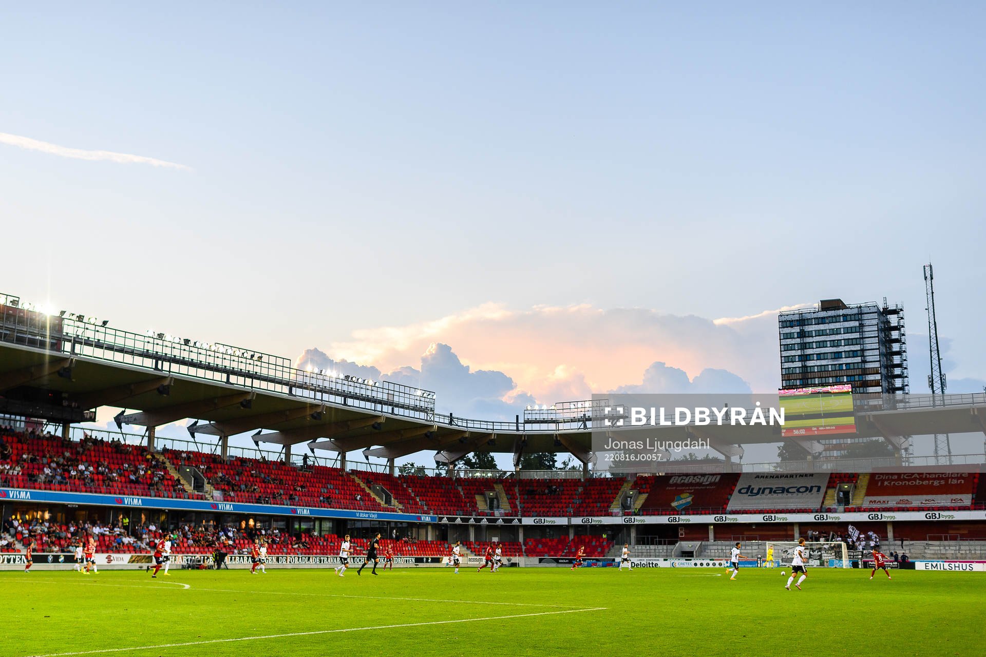 Interiör vy från Visma arena när fotbollsmatchen i