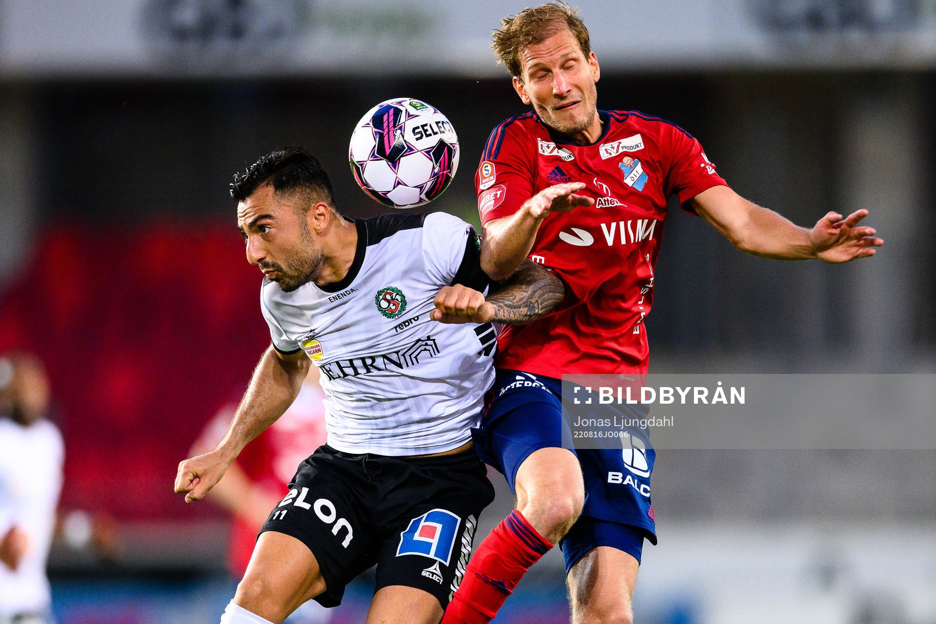 Örebros Jiloan Hamad och Östers Oliver Silverholt