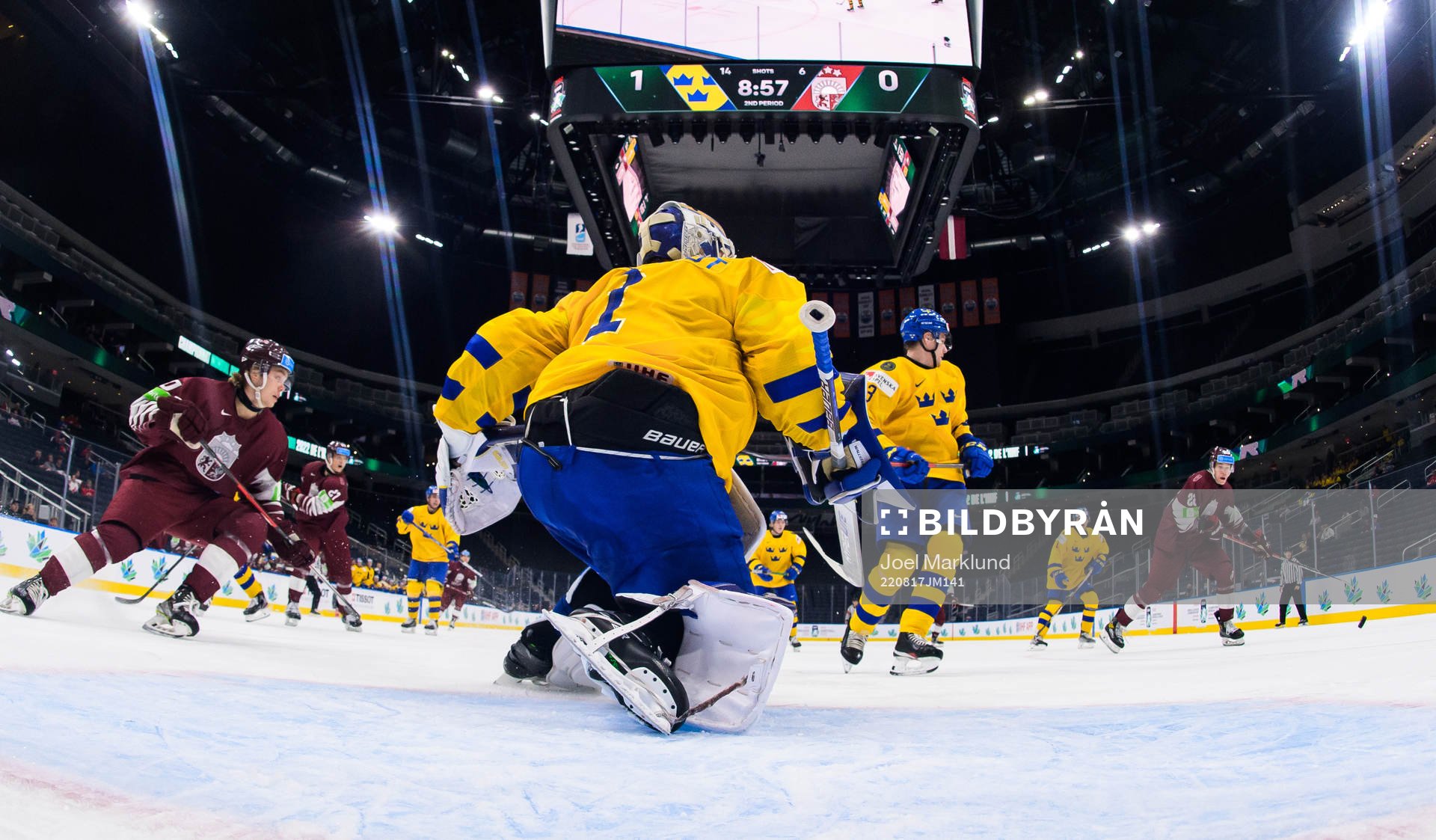 Peteris Purmalis and Sandis Vilmanis of Latvia challenge