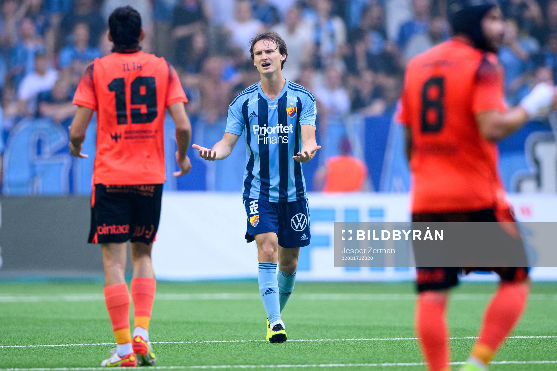 Hjalmar Ekdal of Djurgården reacts