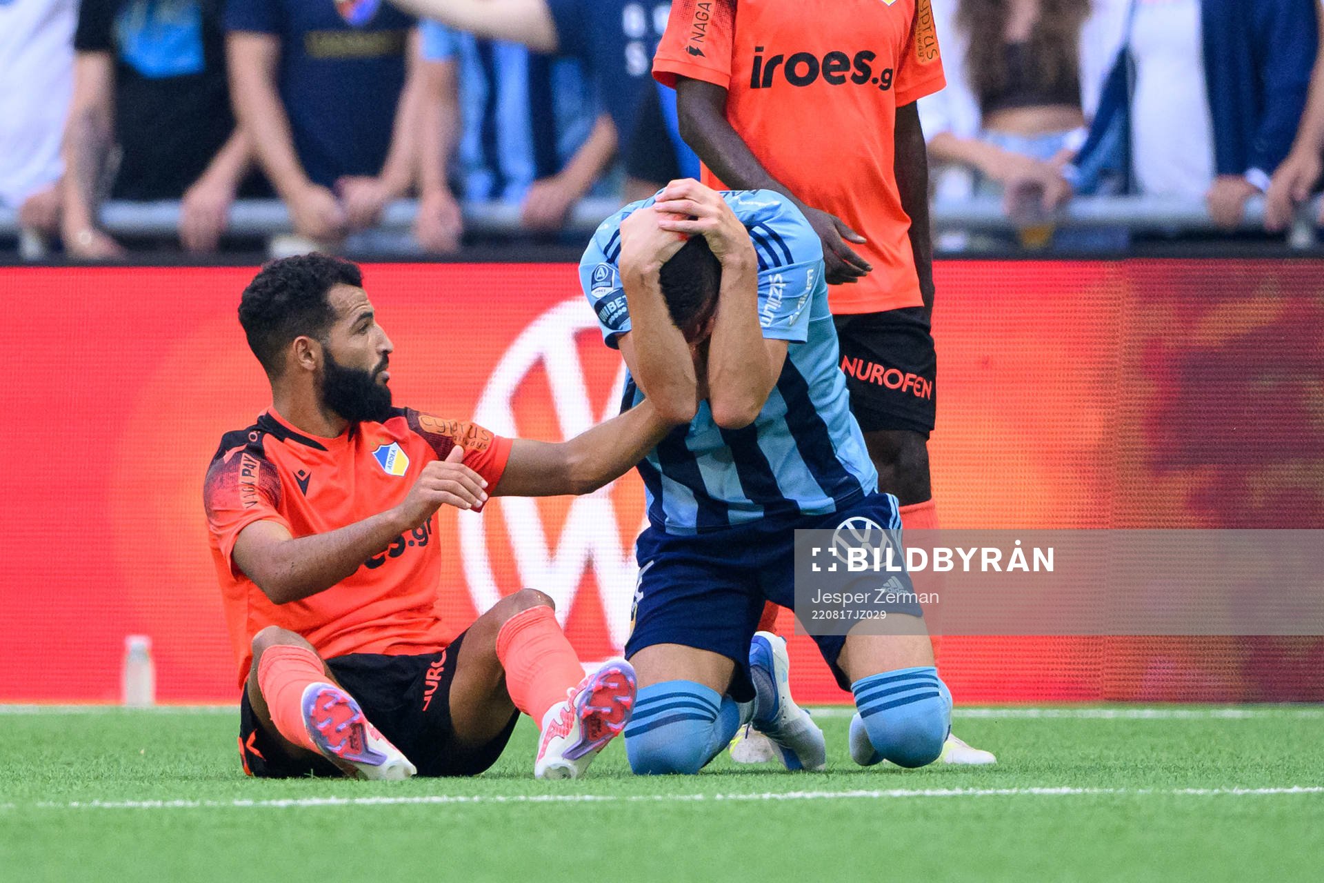 Haris Radetinac of Djurgården is injured