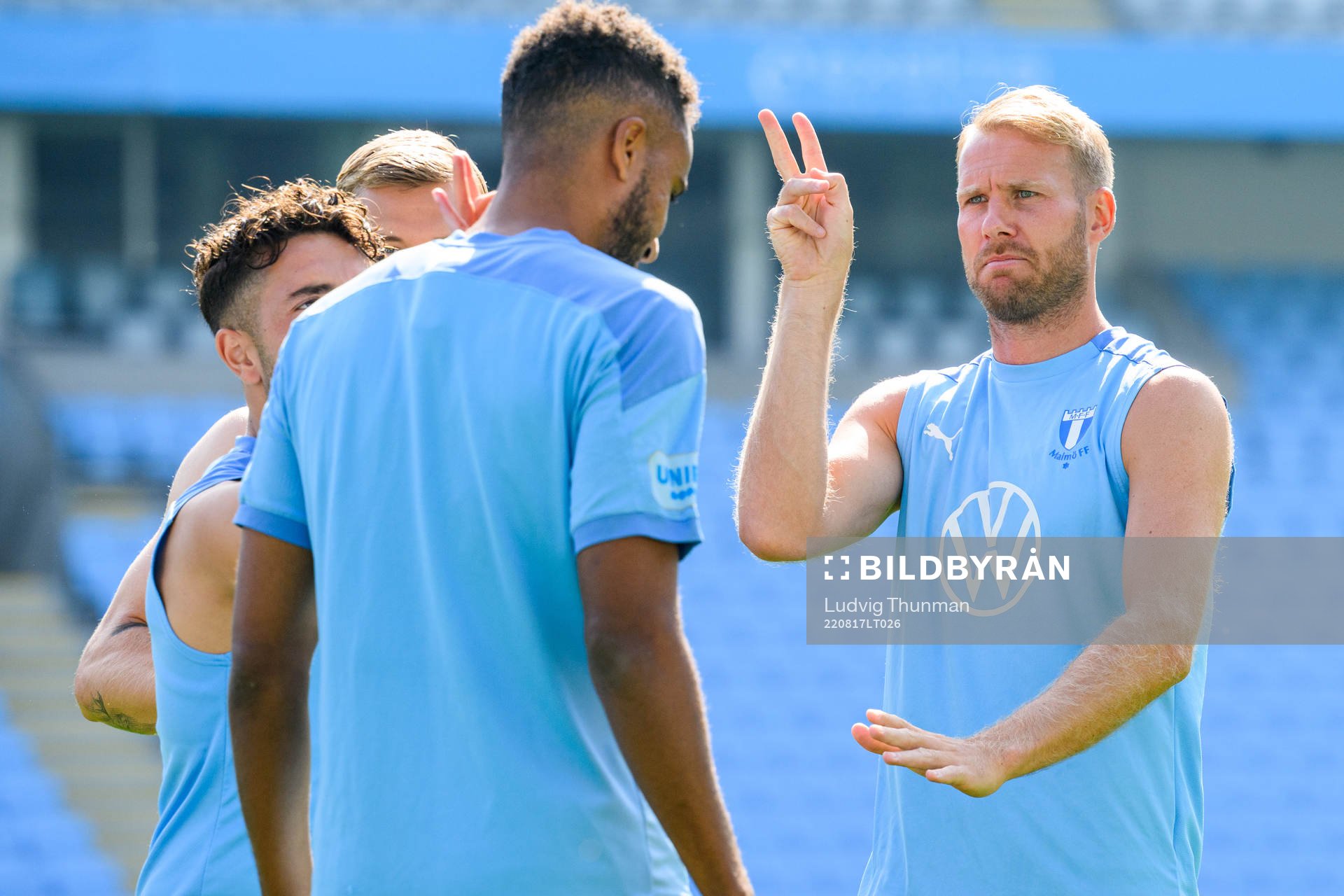 Isaac Kiese Thelin and Ola Toivonen