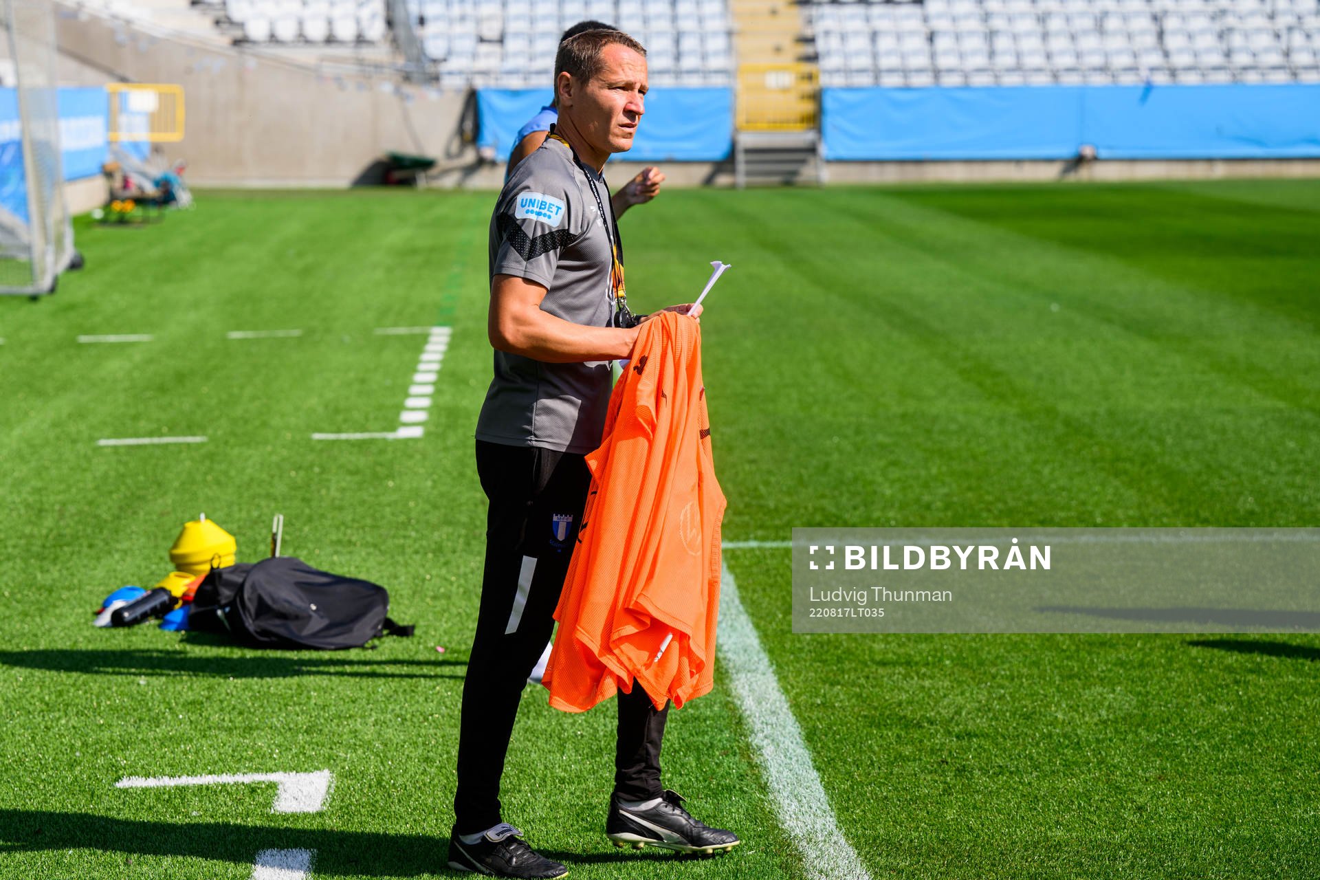 Assistant coach Nikola Trajkovic
