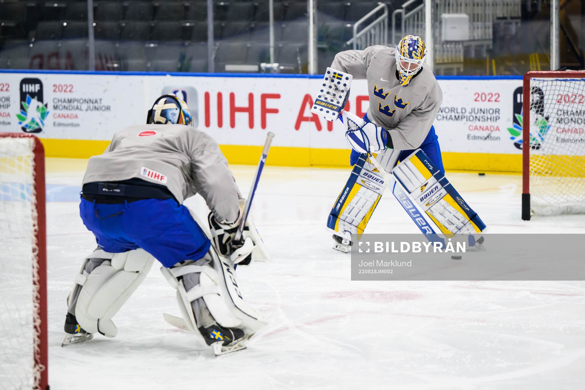 Goaltenders Carl Lindbom and Calle Clang of Sweden at a