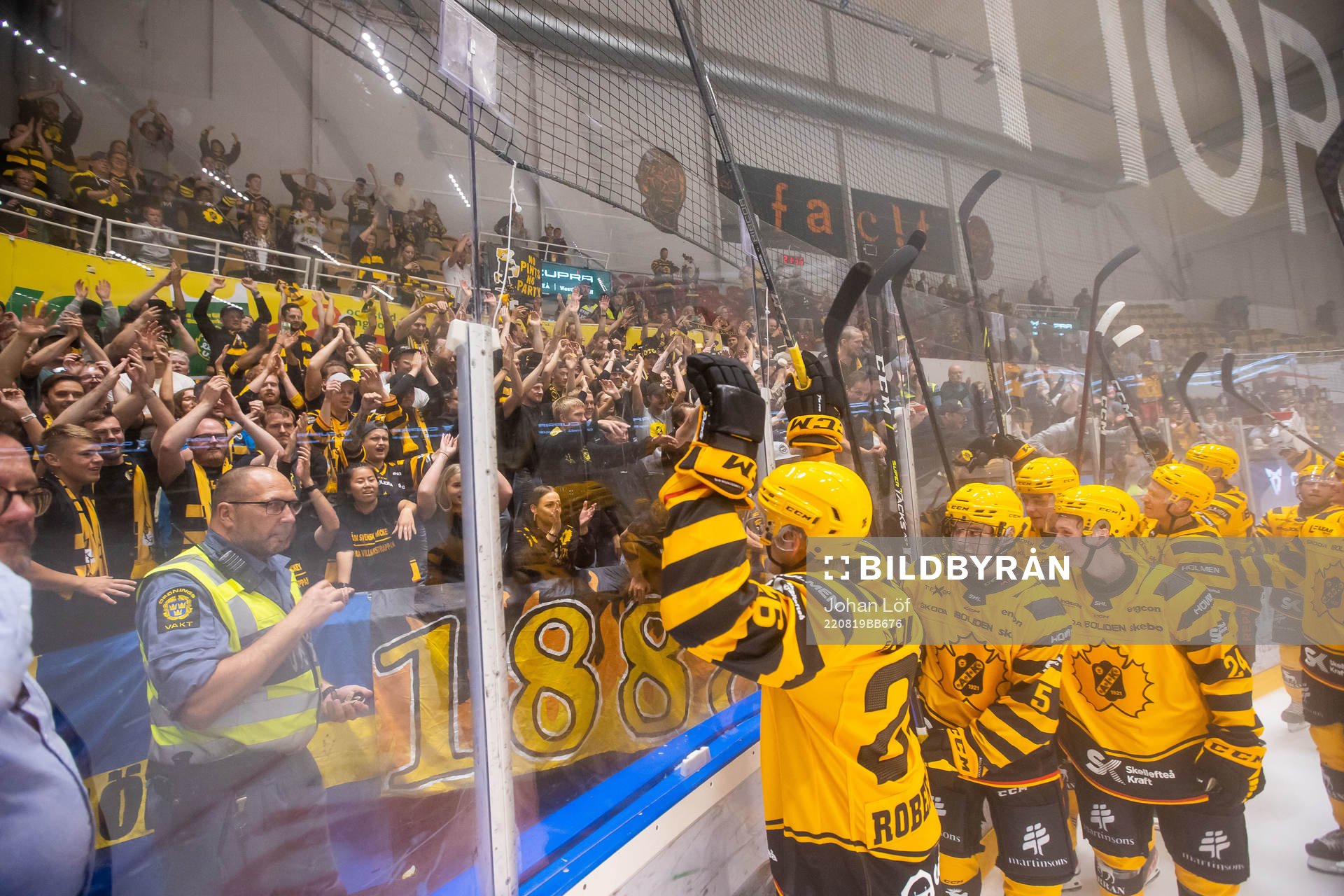 Skellefteå tackar klacken