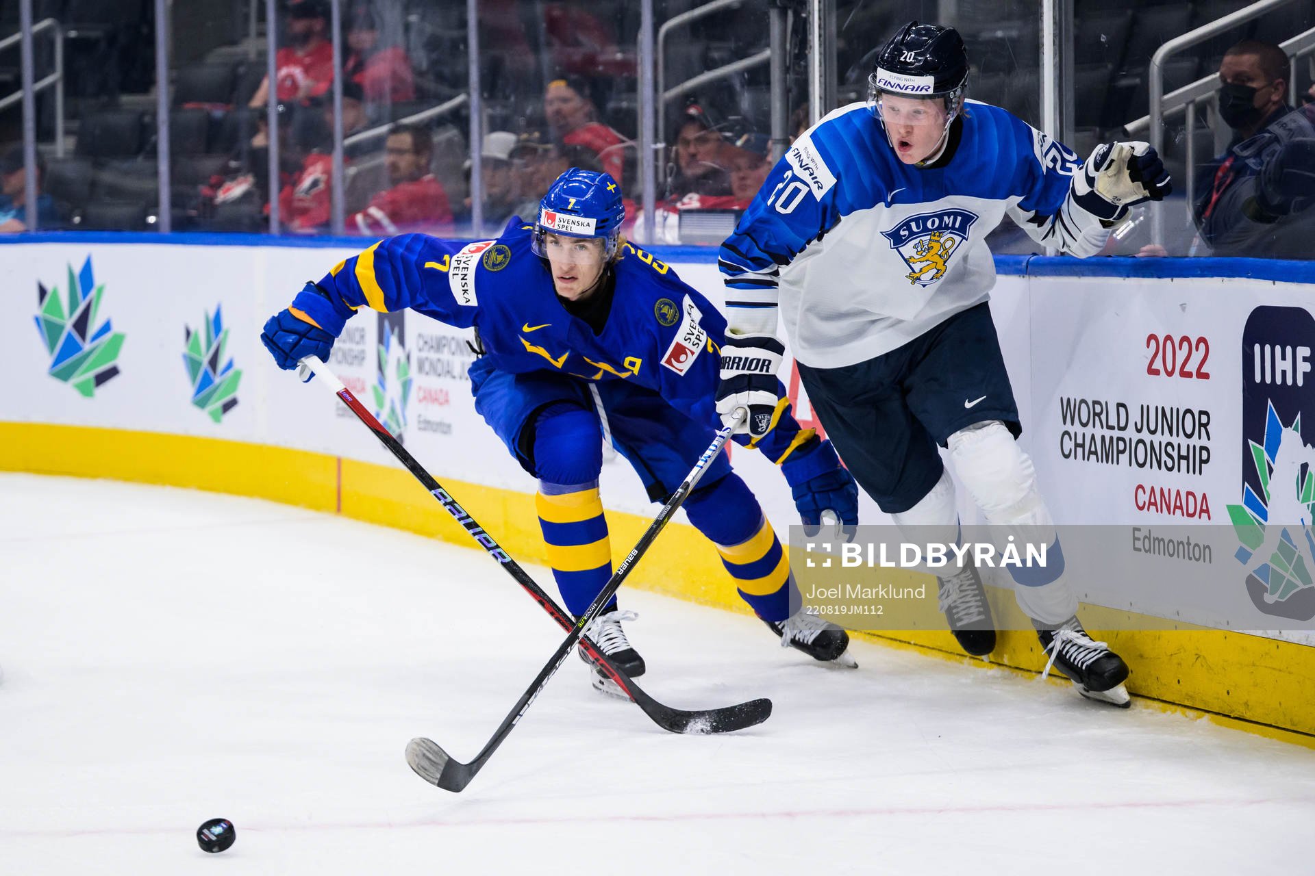 Simon Edvinsson of Sweden and Samuel Helenius of Finland
