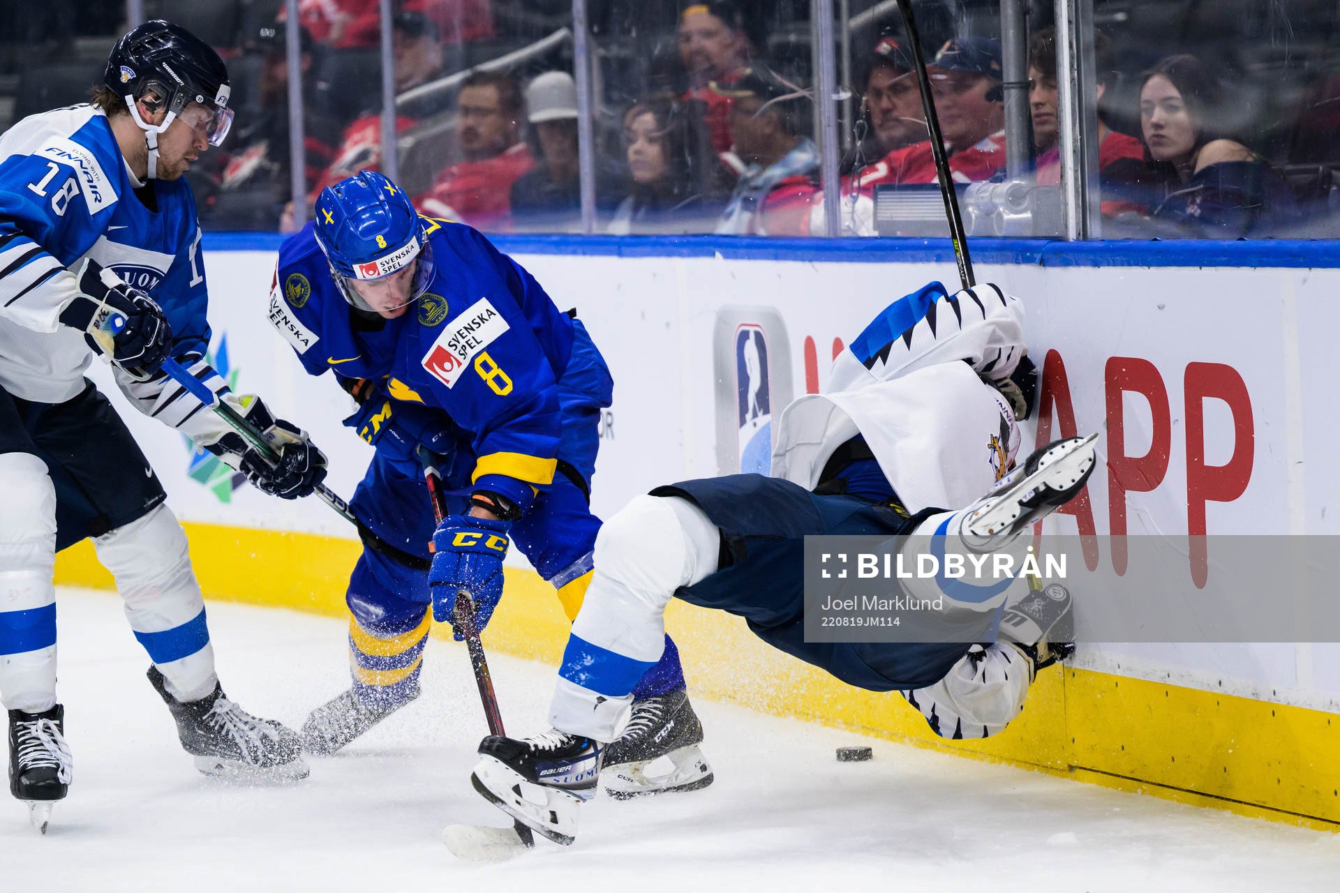 Joel Määttä and Kasper Simontaival of Finland challenge