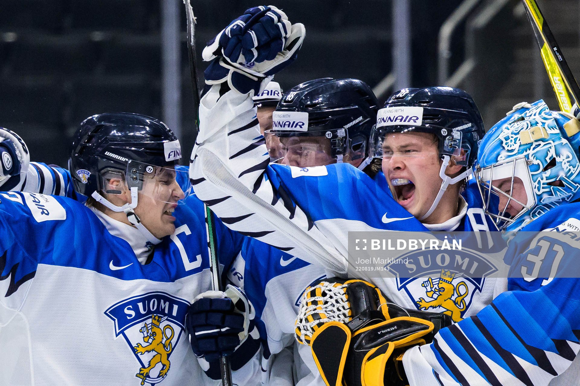 Roni Hirvonen, Joel Määttä, Kasper Puutio and goaltender