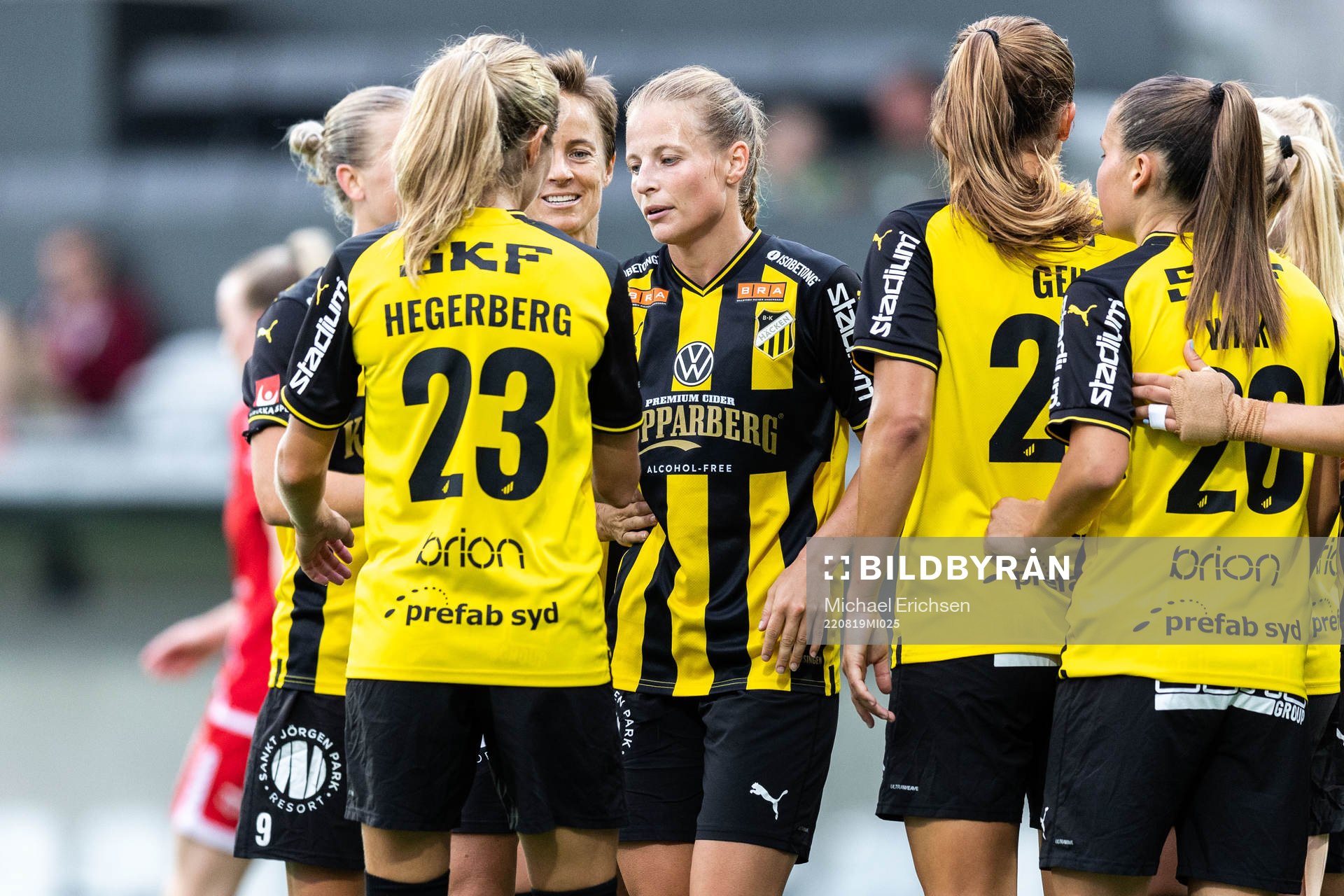 Häckens Anna Anvegård jublar