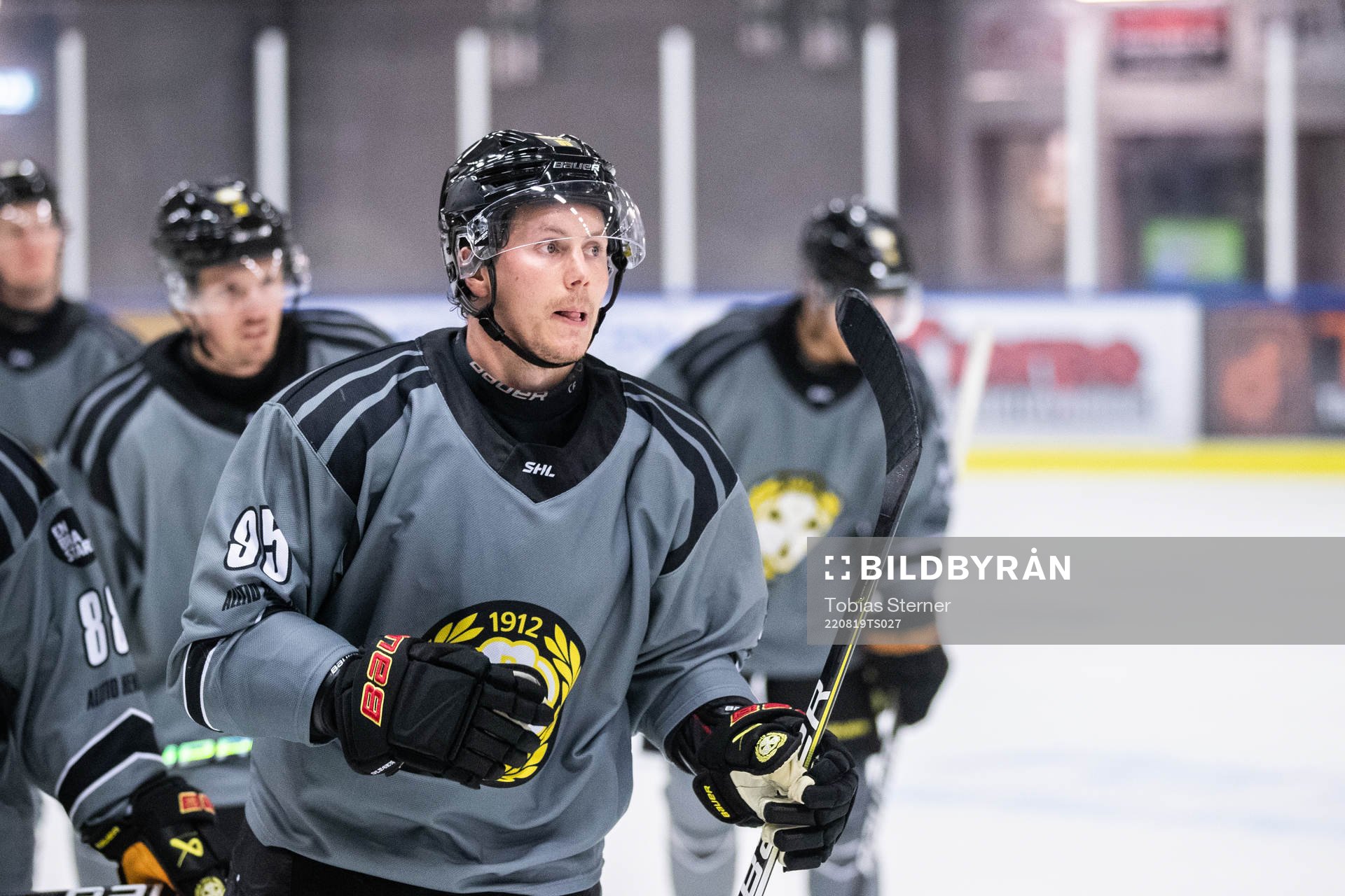 Brynäs Nick Olesen jublar