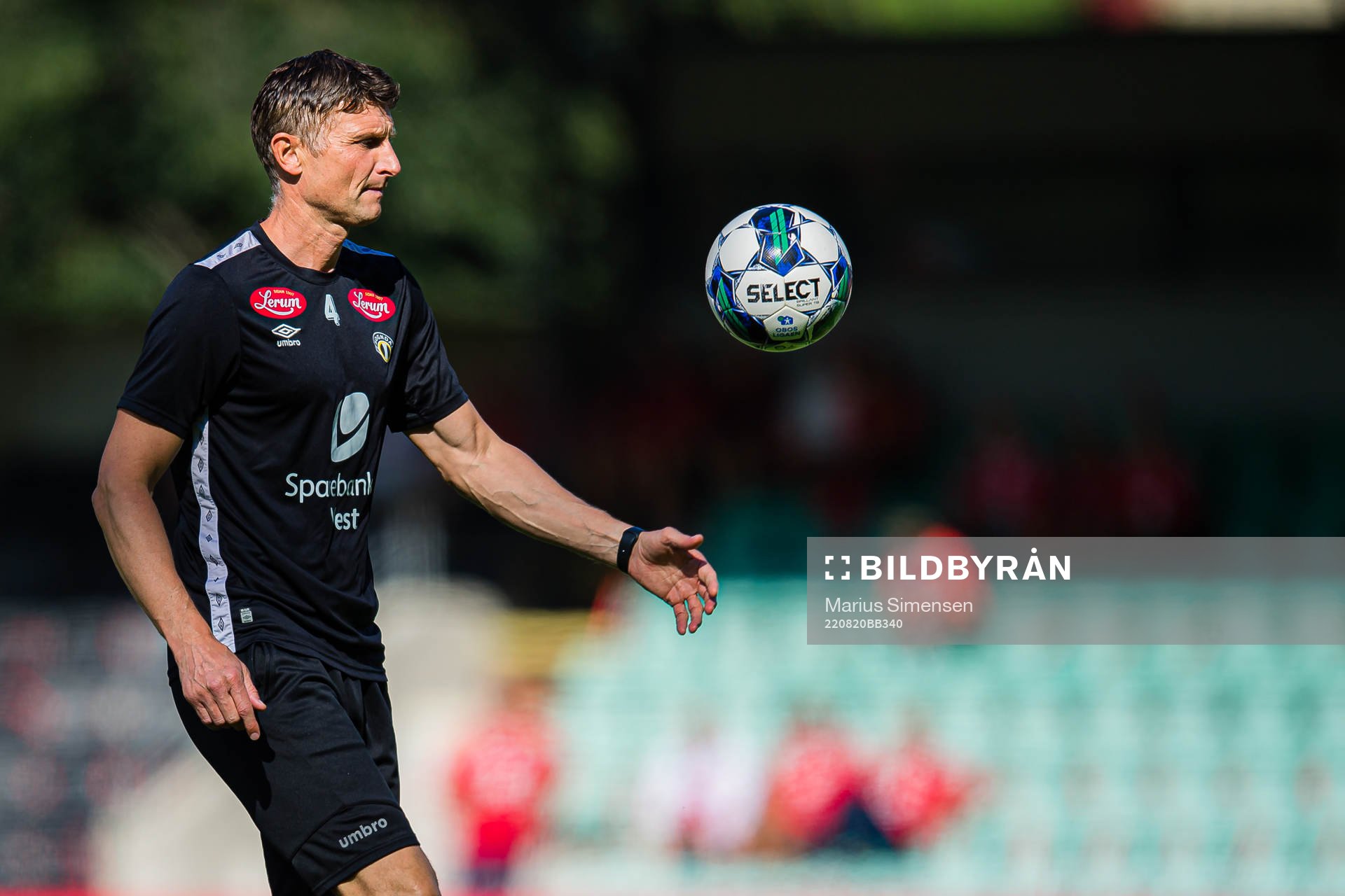 Tore André Flo, head coach of Sogndal