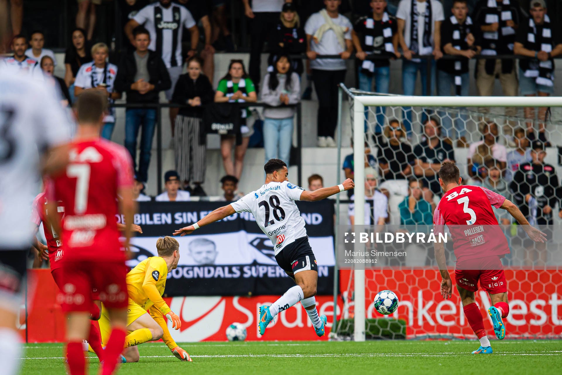 Erik Emanuel Longe Grønner of Sogndal scores a disallowed