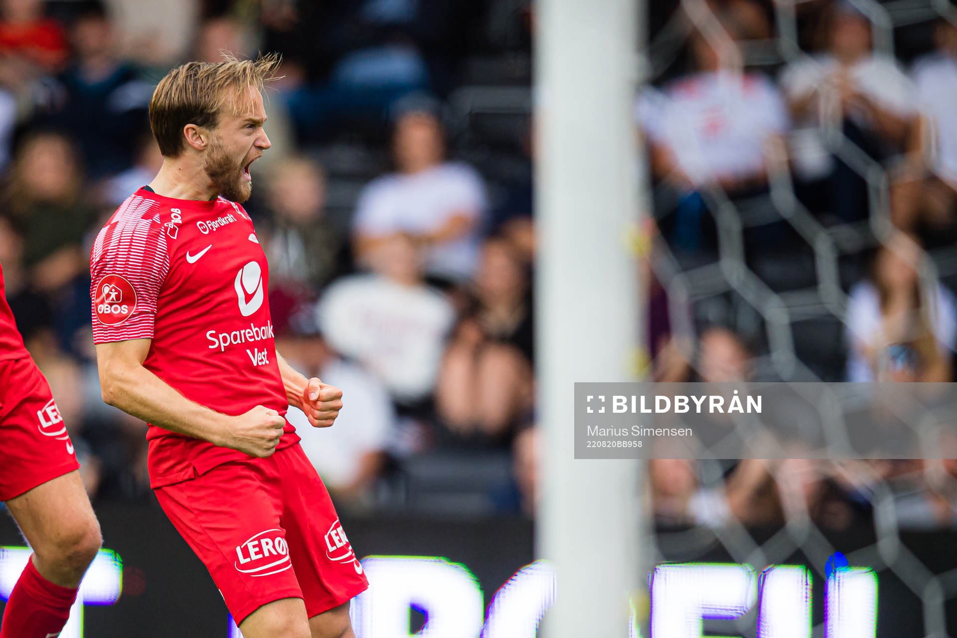 Bård Finne of Brann celebrates