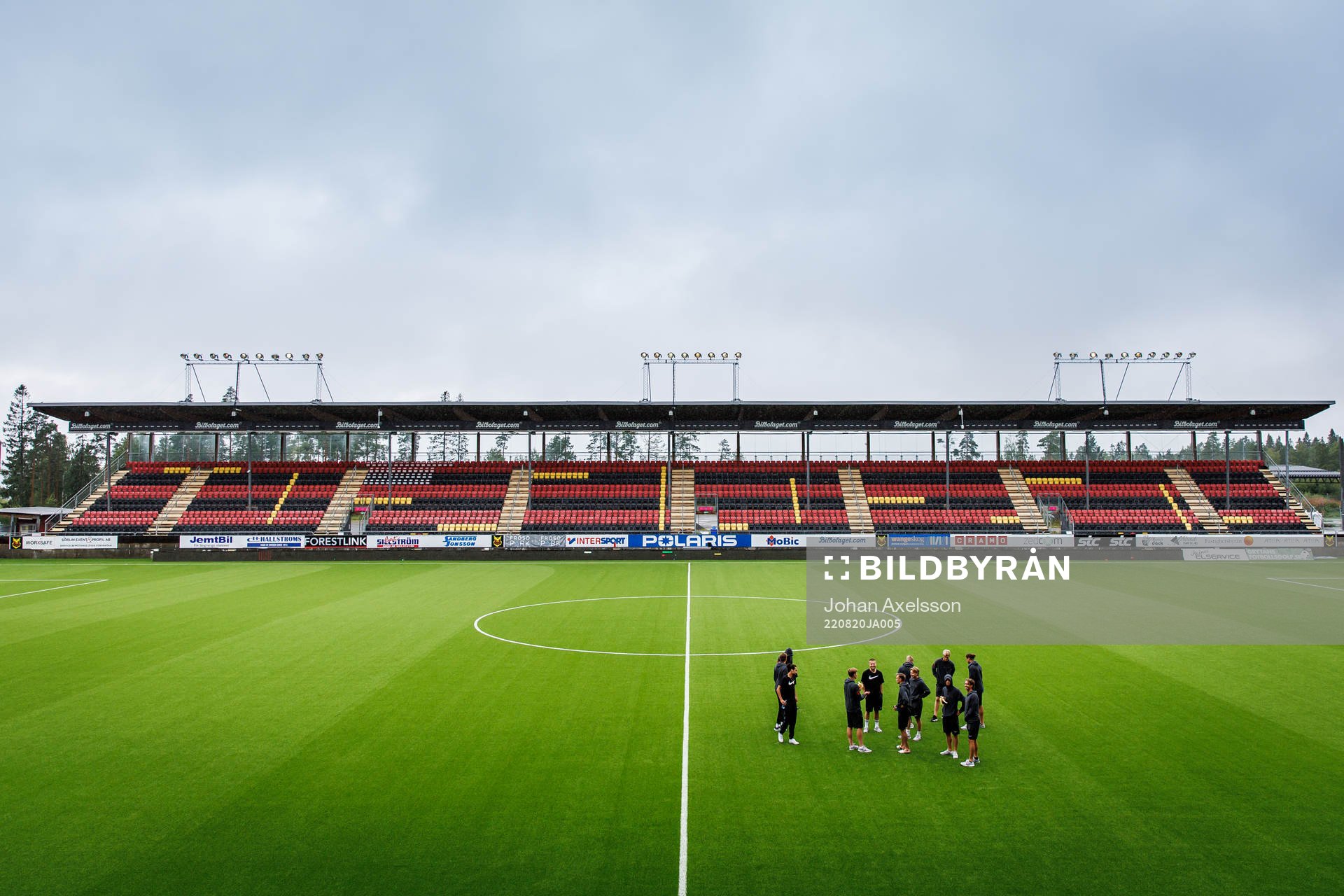 Brommapojkarnas spelare på planen