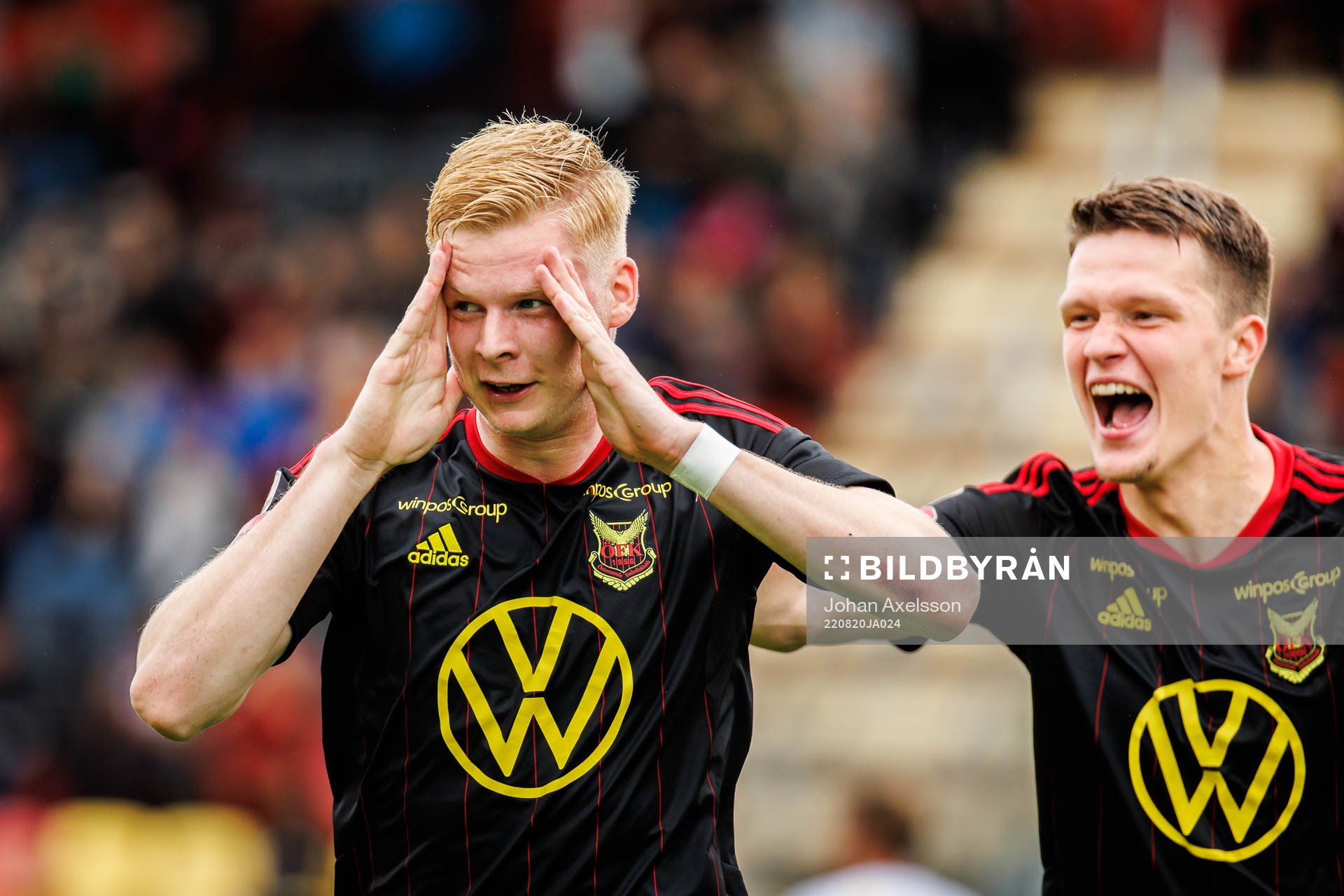 Östersunds Malcolm Stolt jublar